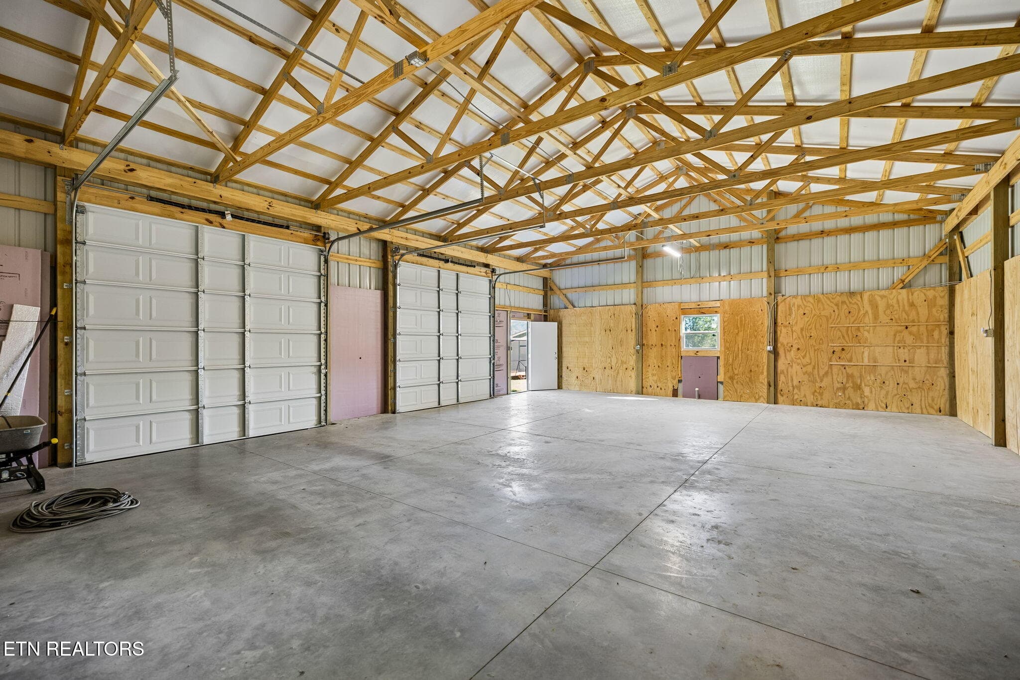 Interior of Workshop - 5713 Quail Run Drive, Maryville, TN 37804, Maryville