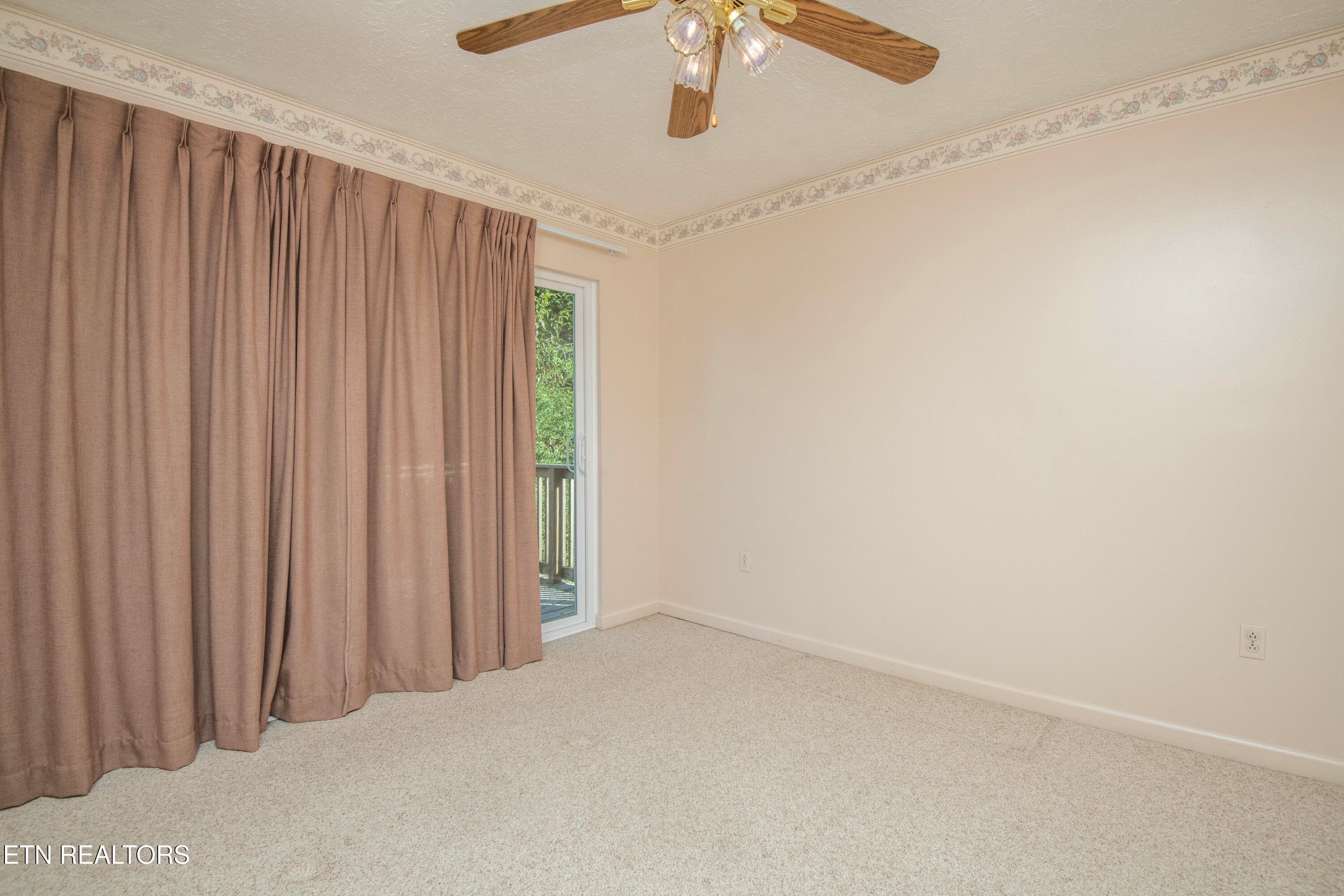 dining 2 - 104 Scenic View Drive, Corryton, TN 37721, Corryton