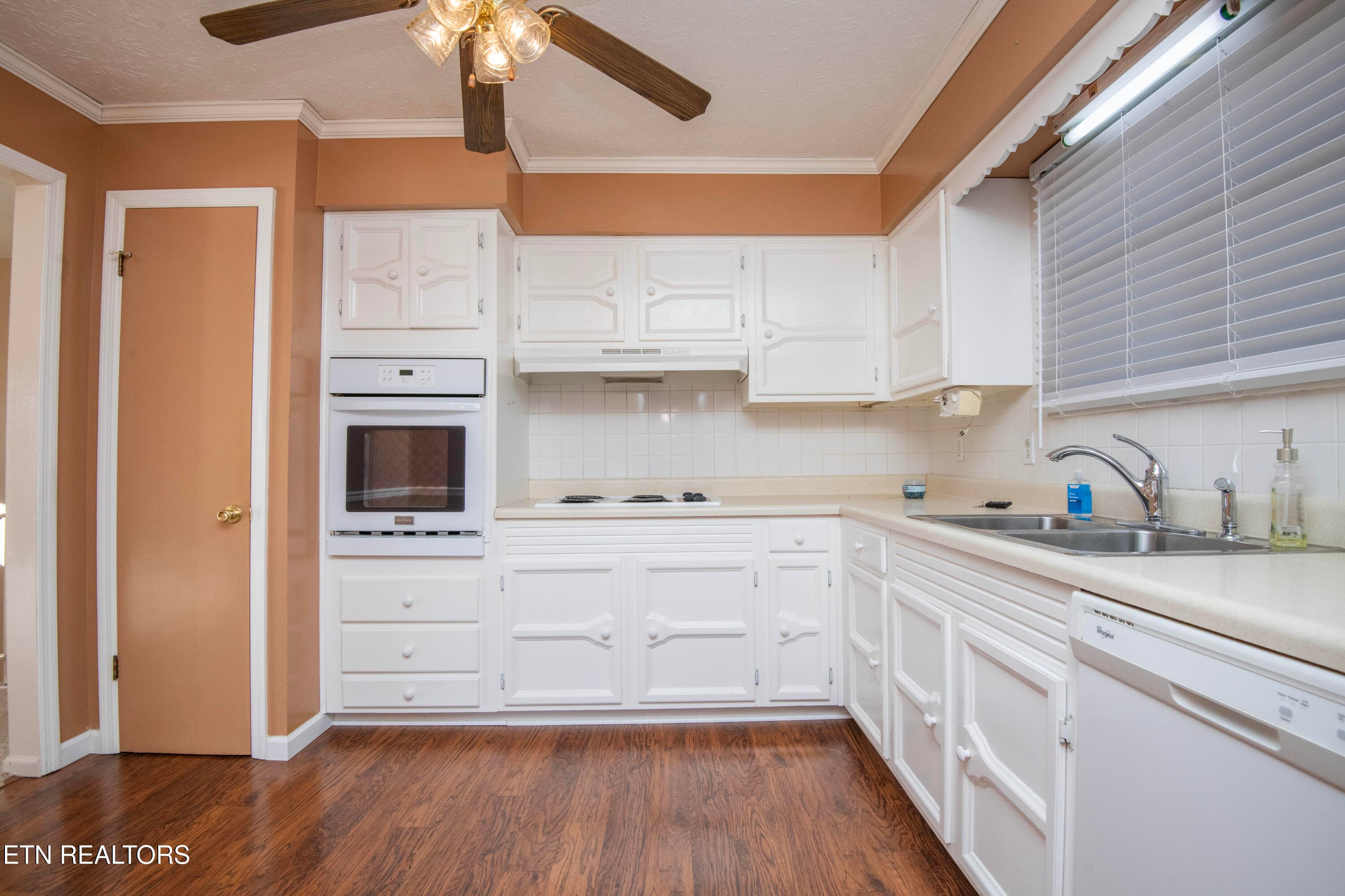 kitchen 4 - 104 Scenic View Drive, Corryton, TN 37721, Corryton