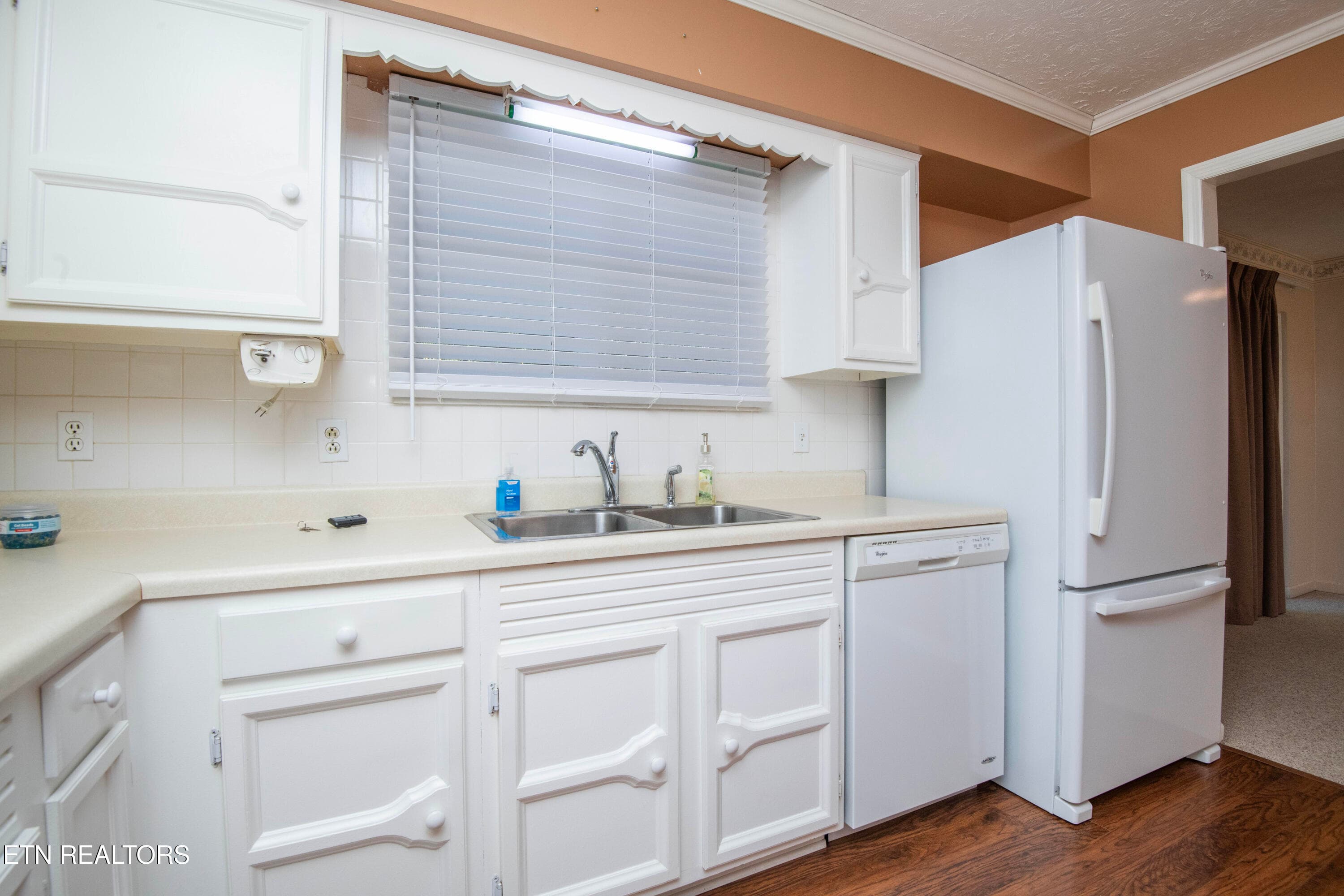 kithcne 2 - 104 Scenic View Drive, Corryton, TN 37721, Corryton