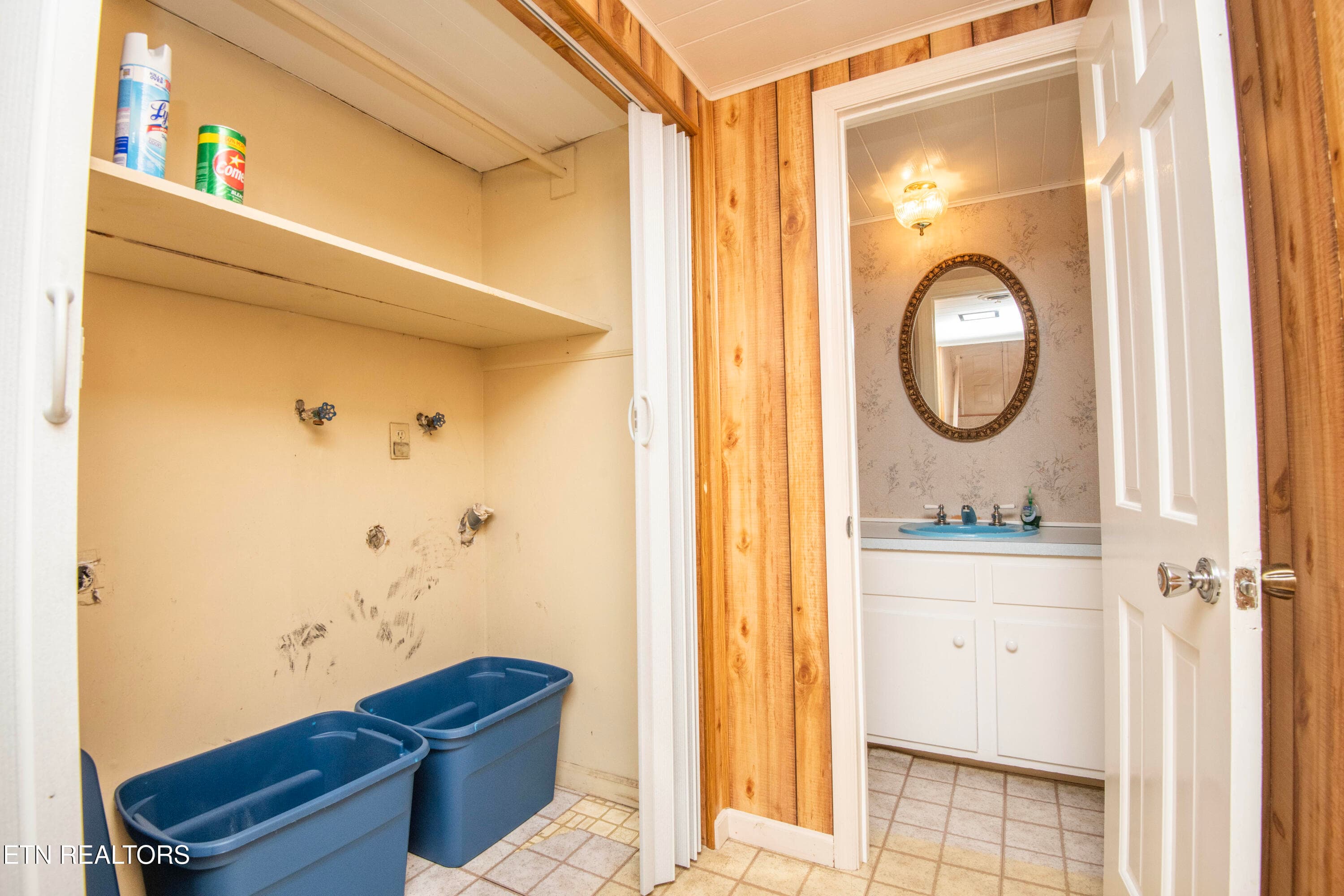 laundry - 104 Scenic View Drive, Corryton, TN 37721, Corryton