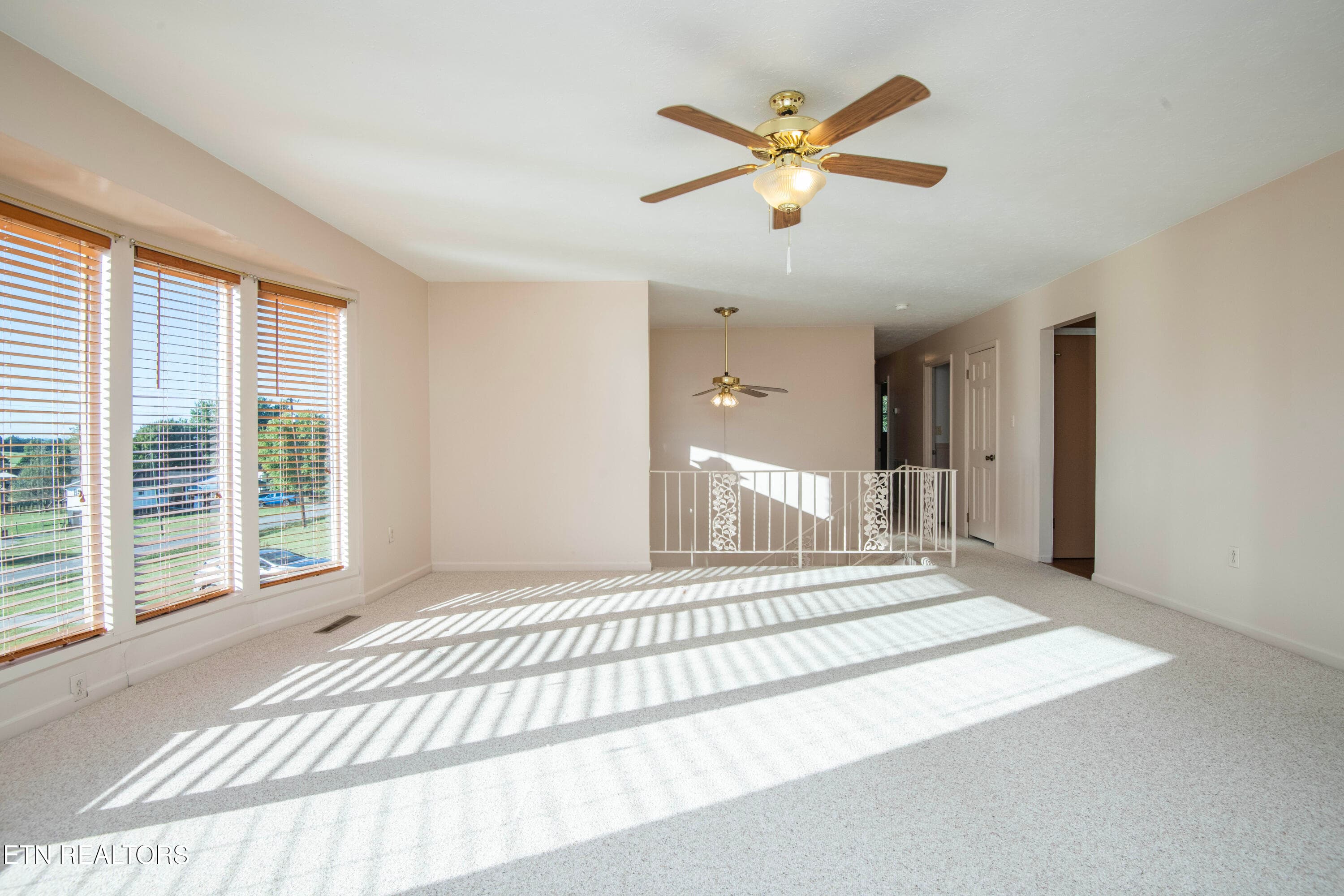 living 2 - 104 Scenic View Drive, Corryton, TN 37721, Corryton
