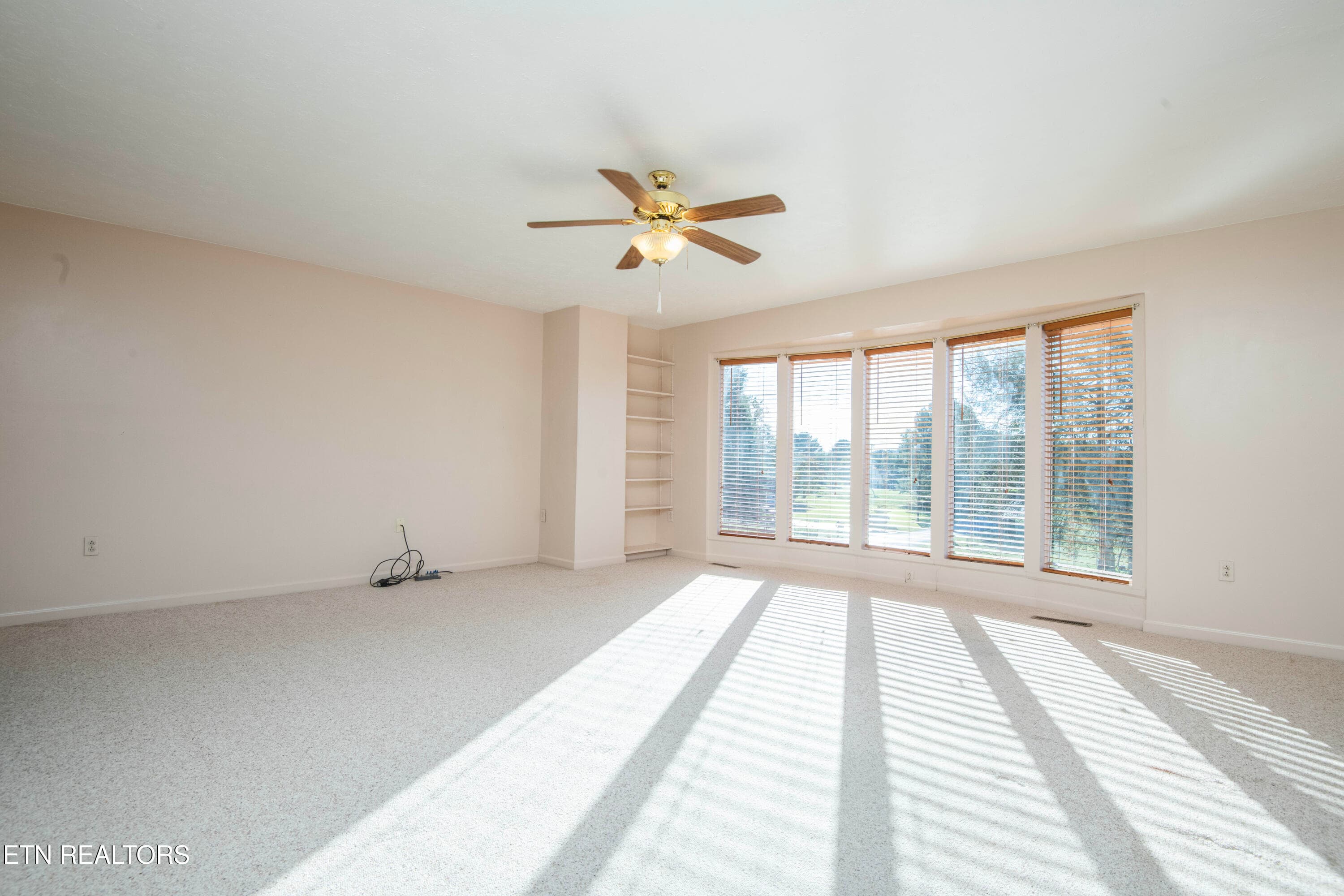 living 5 - 104 Scenic View Drive, Corryton, TN 37721, Corryton