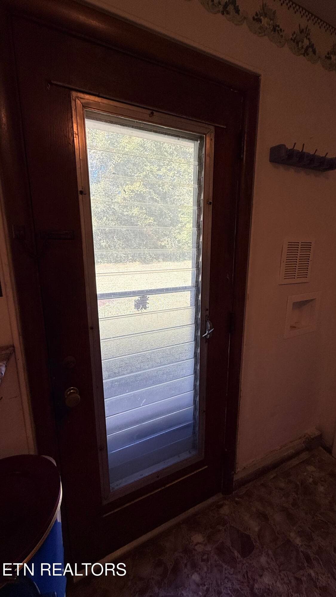 Cool oid backdoor - 4229 Drifting Drive, Knoxville, TN 37912, Knoxville