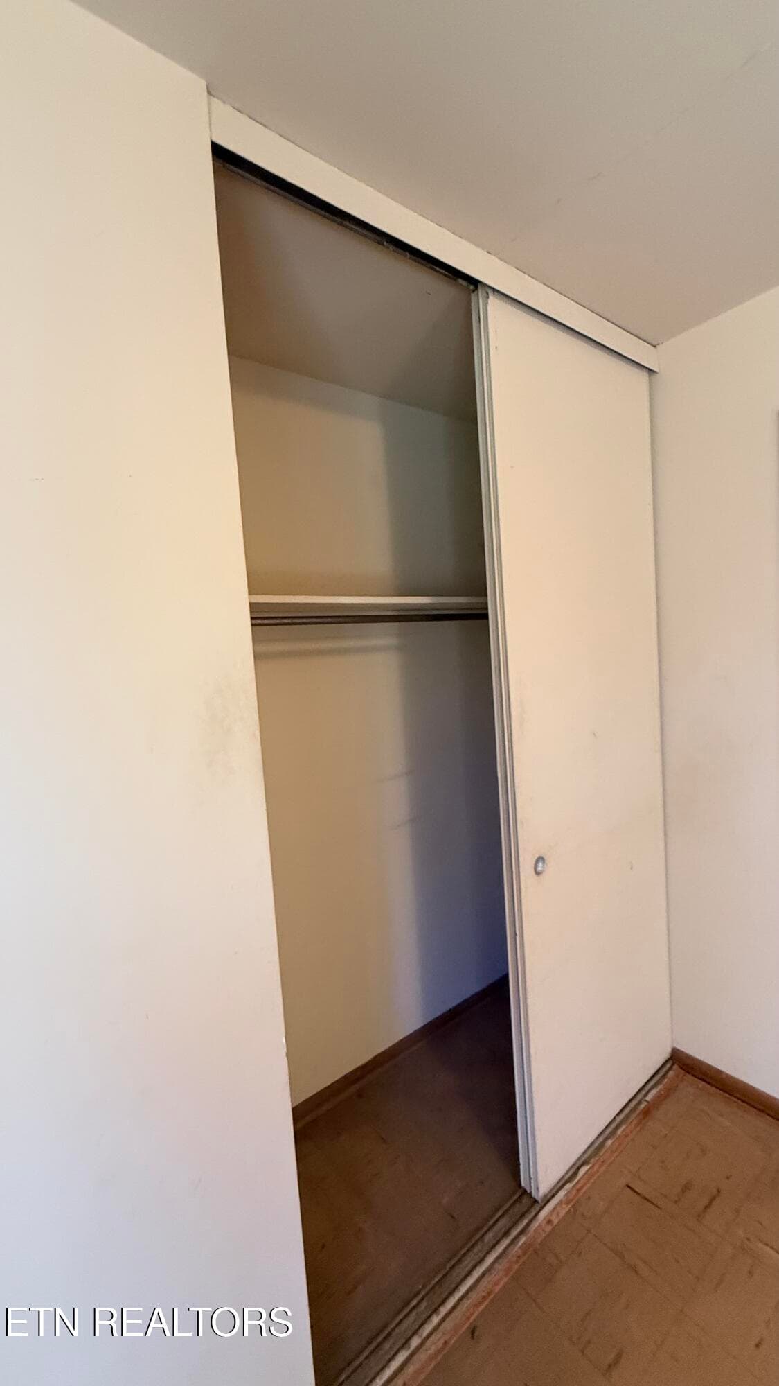 Bedroom 3 closet - 4229 Drifting Drive, Knoxville, TN 37912, Knoxville