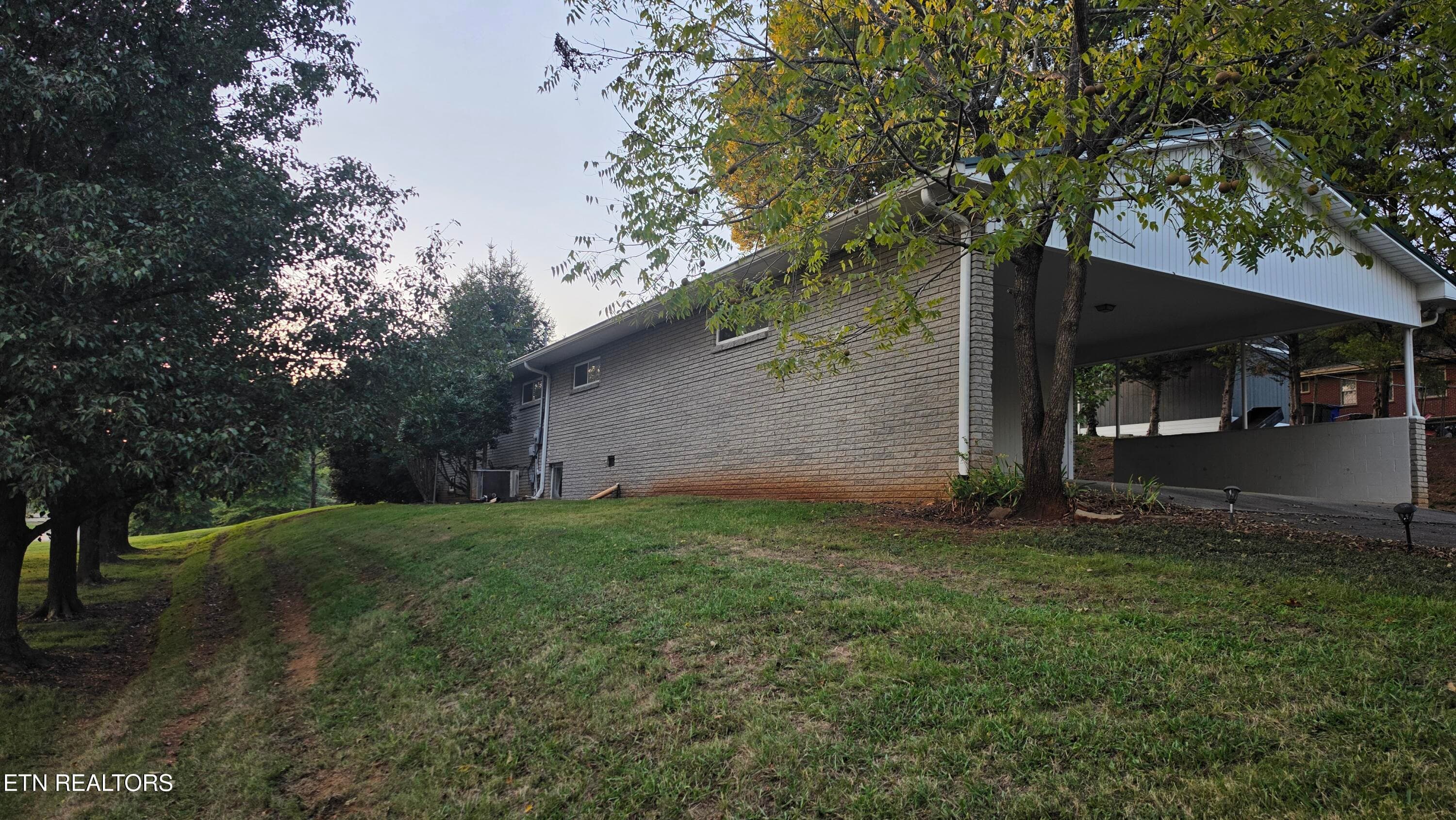 4965 - 1206 Peachtree St, Sweetwater, TN 37874, Sweetwater