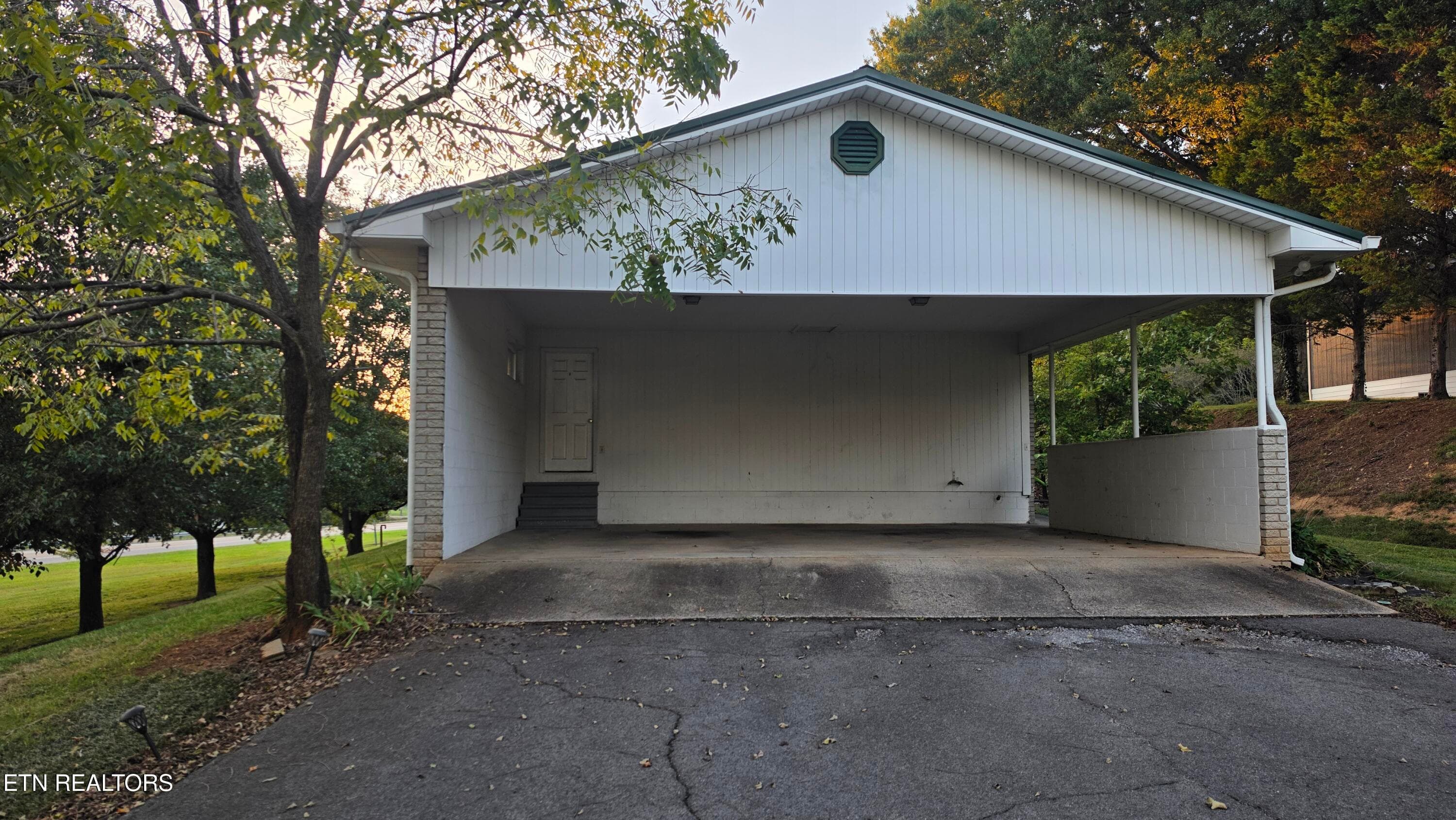 20261008_185743 - 1206 Peachtree St, Sweetwater, TN 37874, Sweetwater