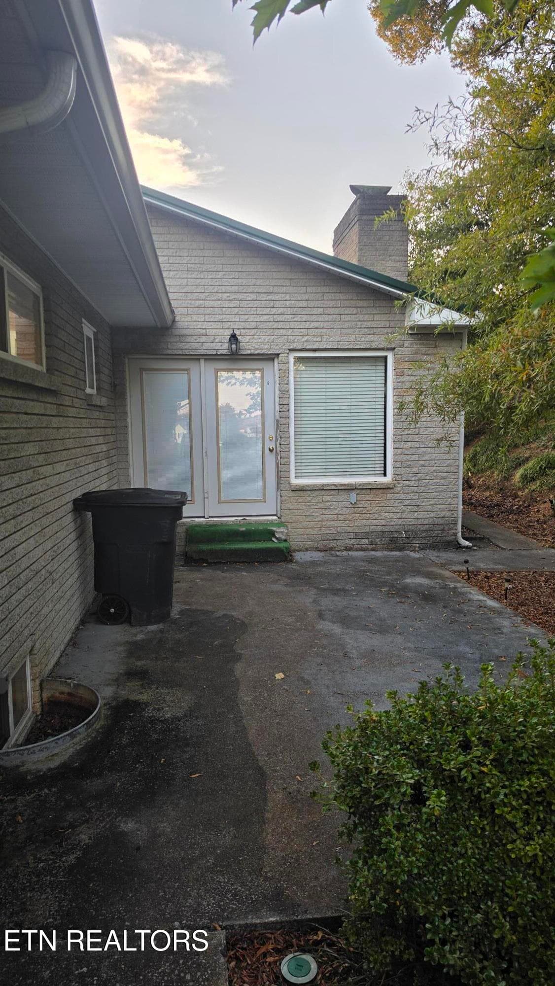 4966 - 1206 Peachtree St, Sweetwater, TN 37874, Sweetwater