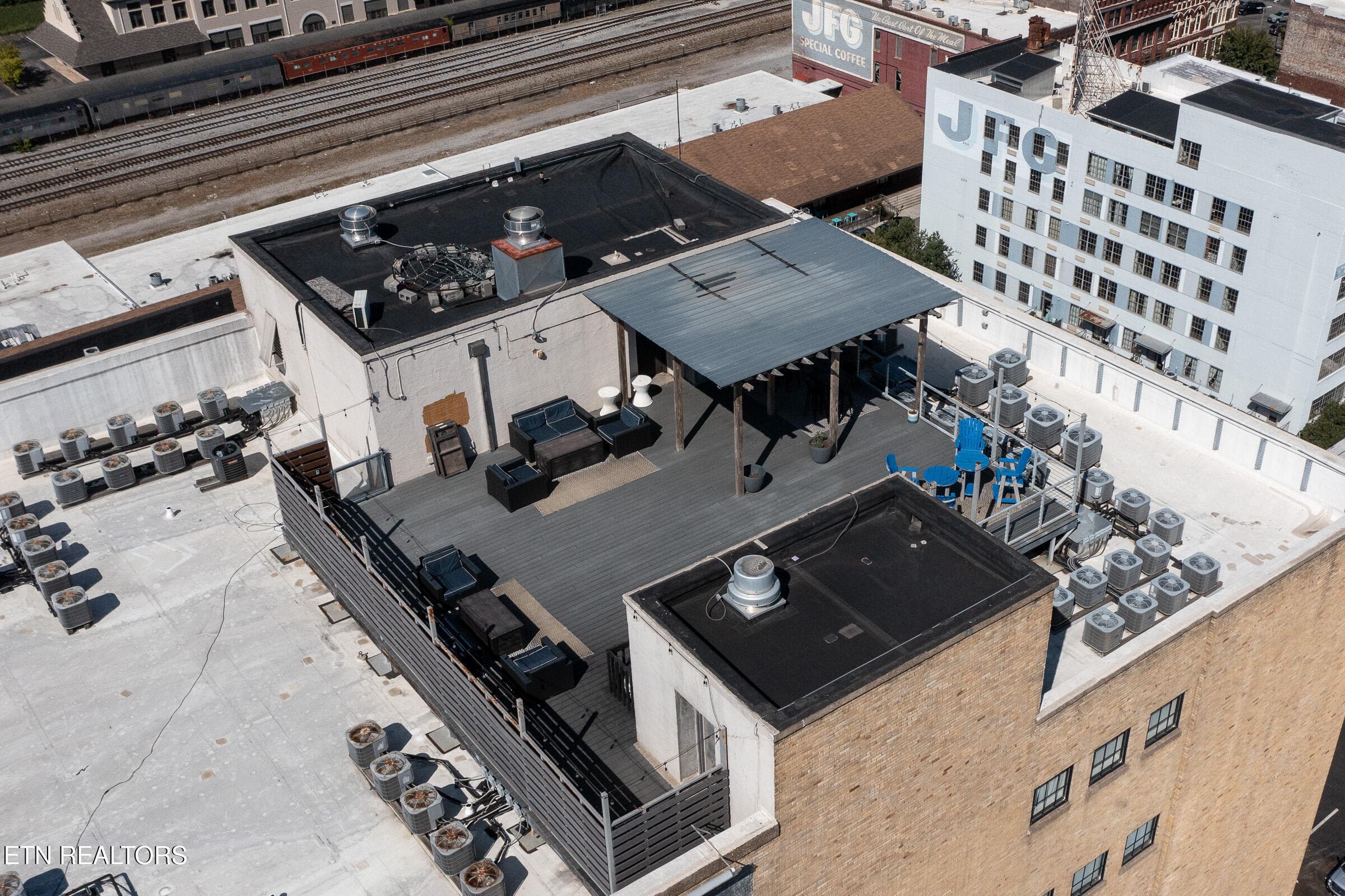 JBP_SterchiLoftsRooftopDRONE_2400px-5 - 116 S Gay St 108, Knoxville, TN 37902, Knoxville