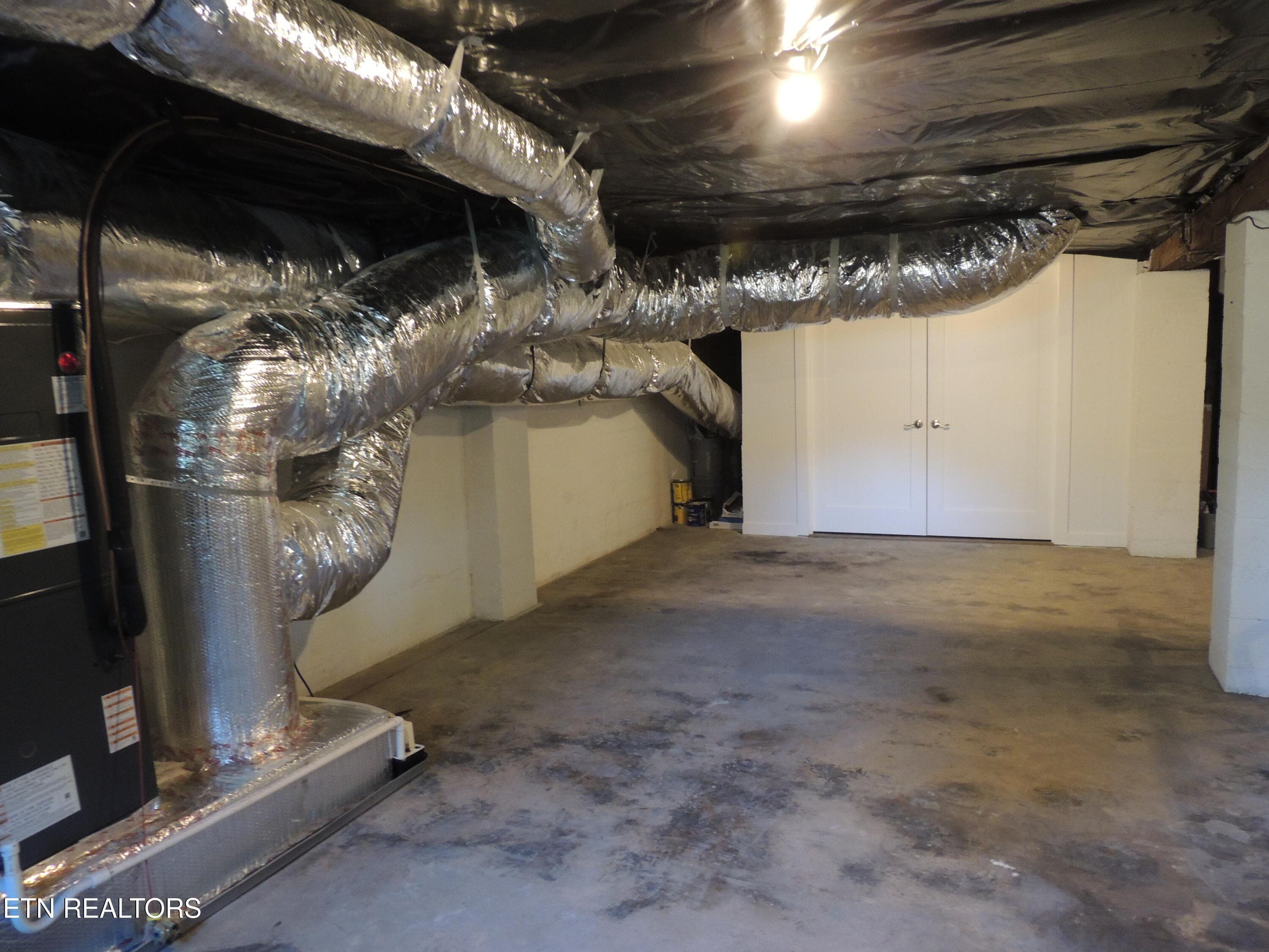 Garage/Basement - 3434 Kenilworth Lane, Knoxville, TN 37917, Knoxville