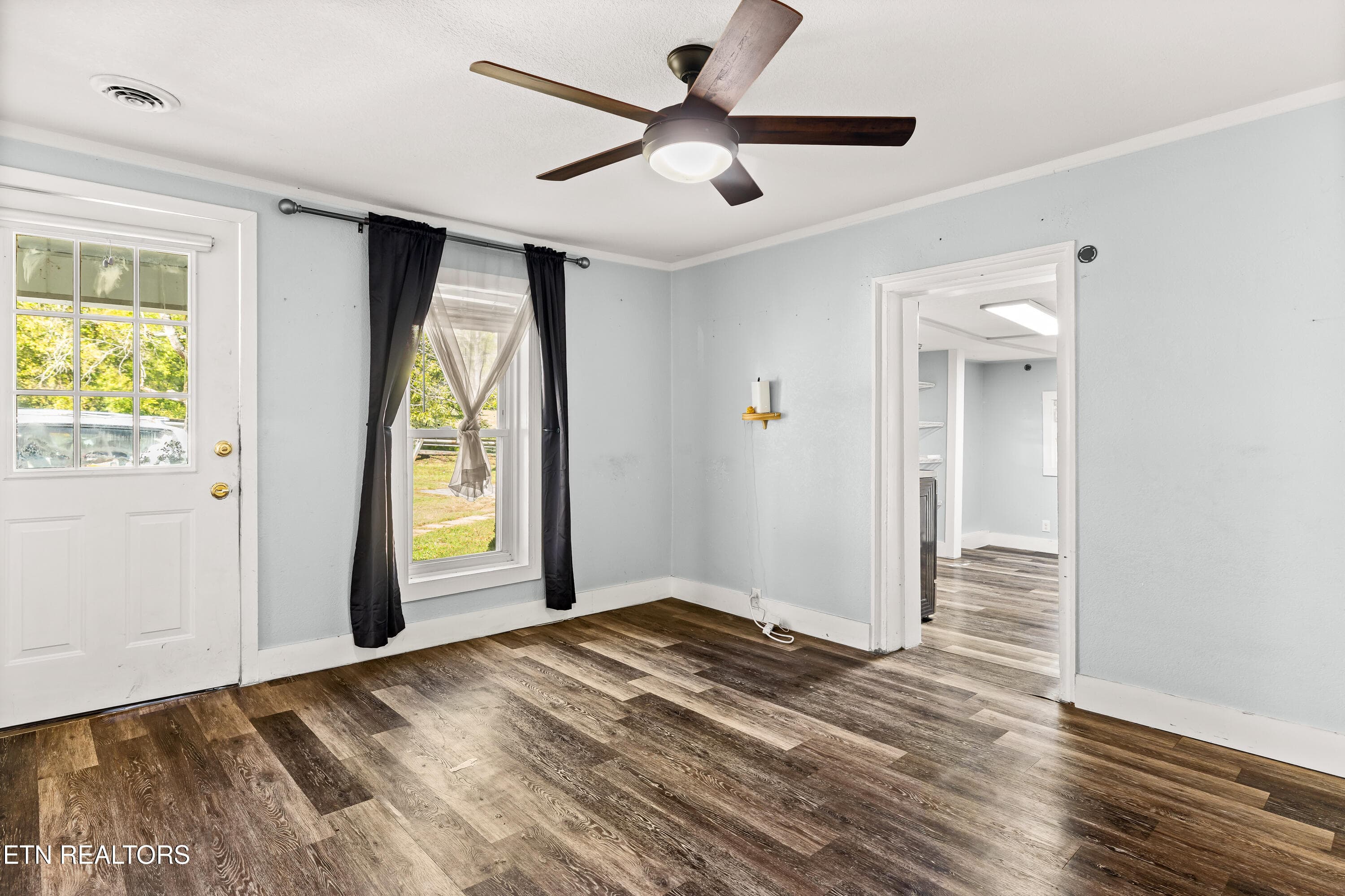 7421SeviervillePike-6 - 7421 Sevierville Pike, Knoxville, TN 37920, Knoxville