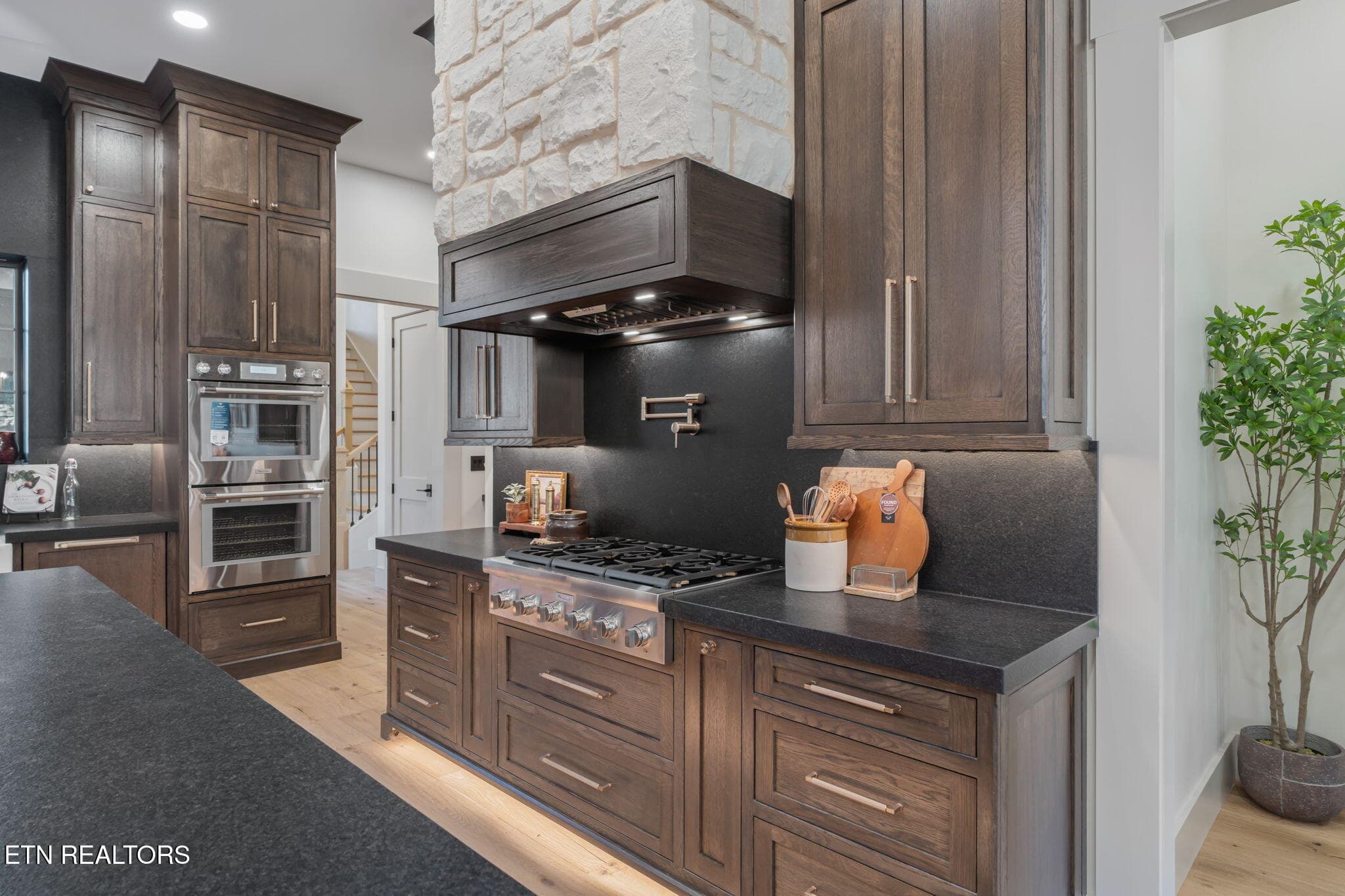 23-web-or-mls-12001 Congressional Point- - 12001 Congressional Point, Knoxville, TN 37934, Knoxville