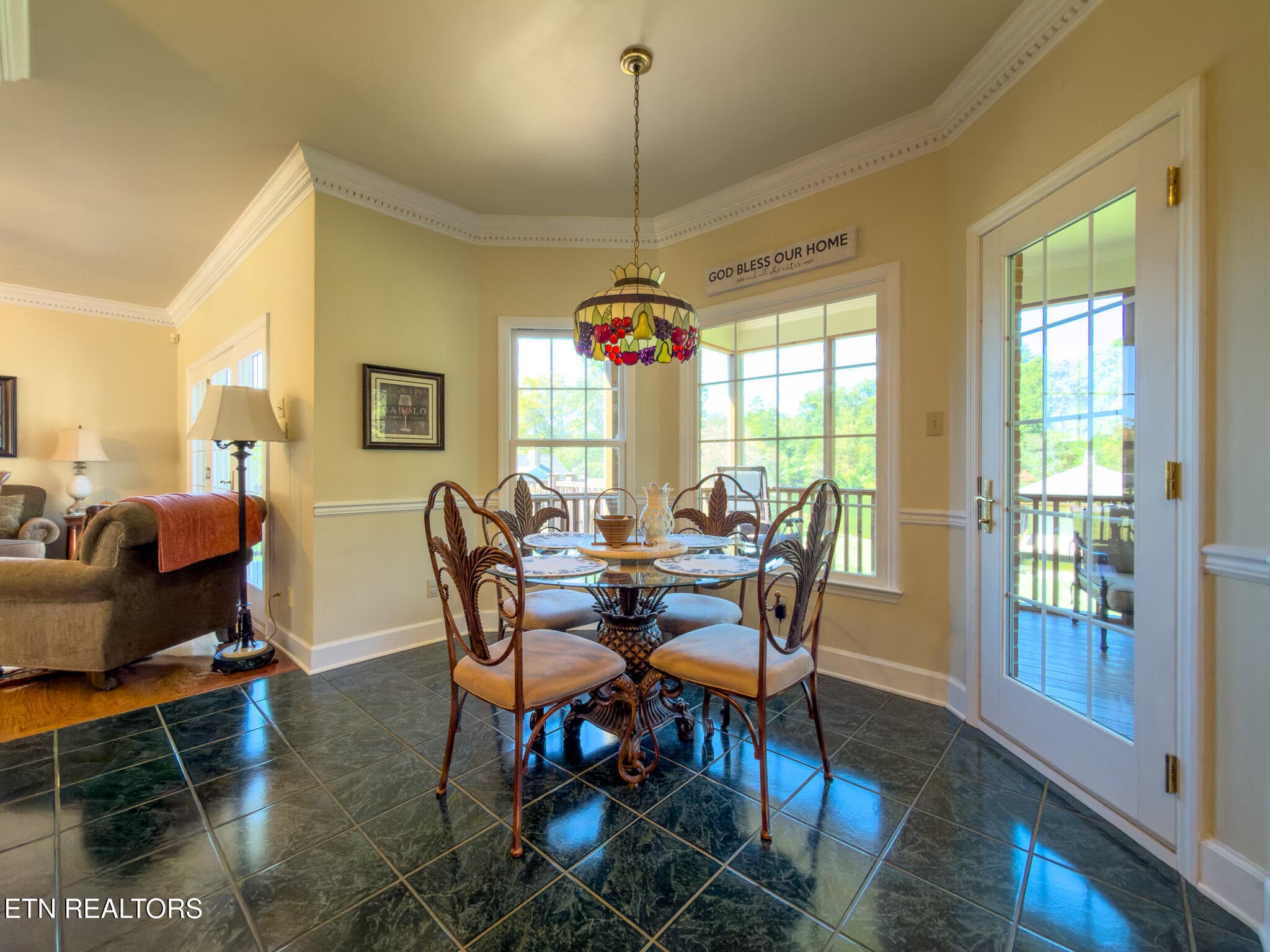 Kitchen - 2451 Parris Drive, Lenoir City, TN 37772, Lenoir City