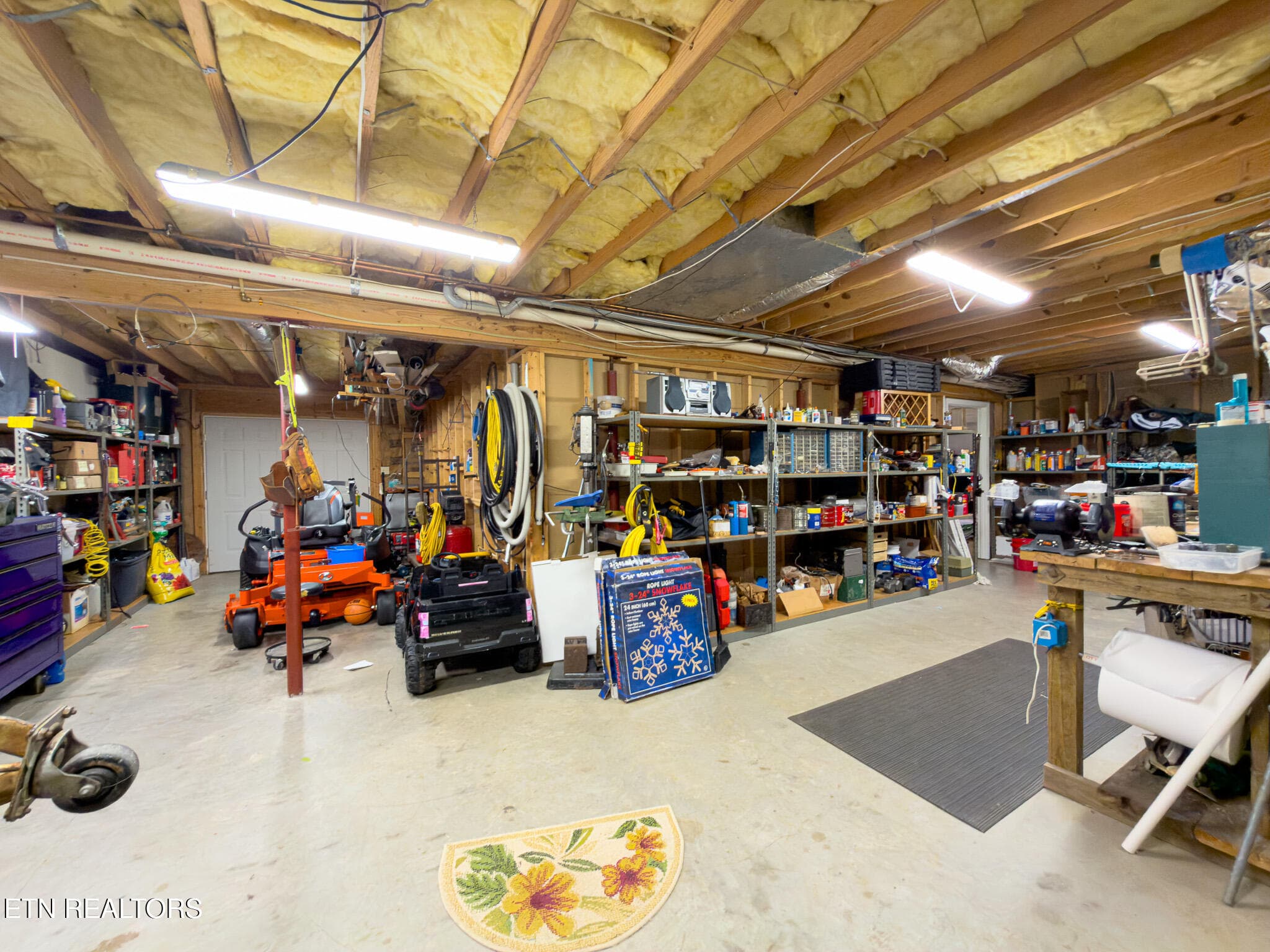 Storage/Workshop - 2451 Parris Drive, Lenoir City, TN 37772, Lenoir City