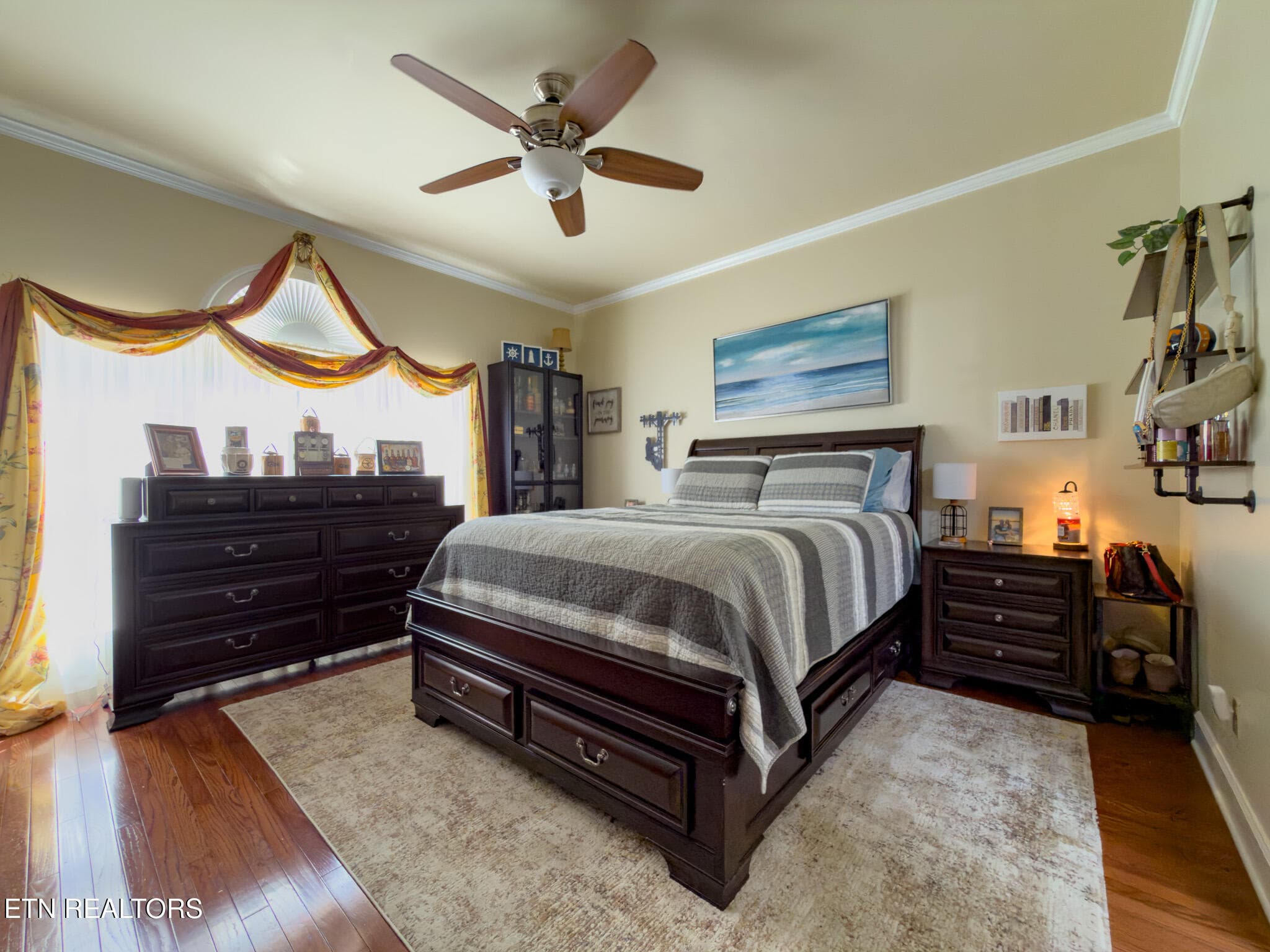 Guest Bedroom - 2451 Parris Drive, Lenoir City, TN 37772, Lenoir City