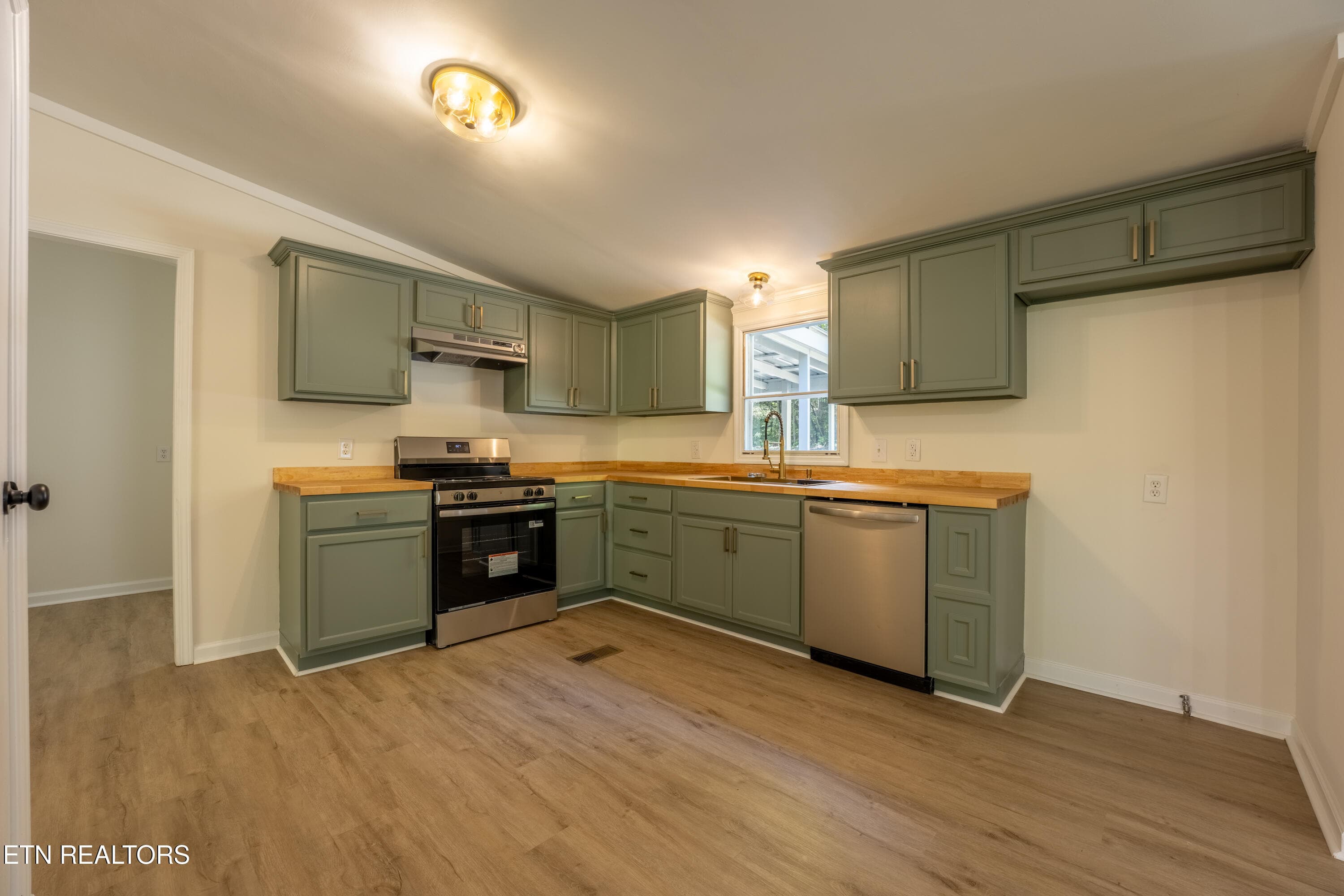 File 12 - 5903 Omega Drive, Tallassee, TN 37878, Tallassee