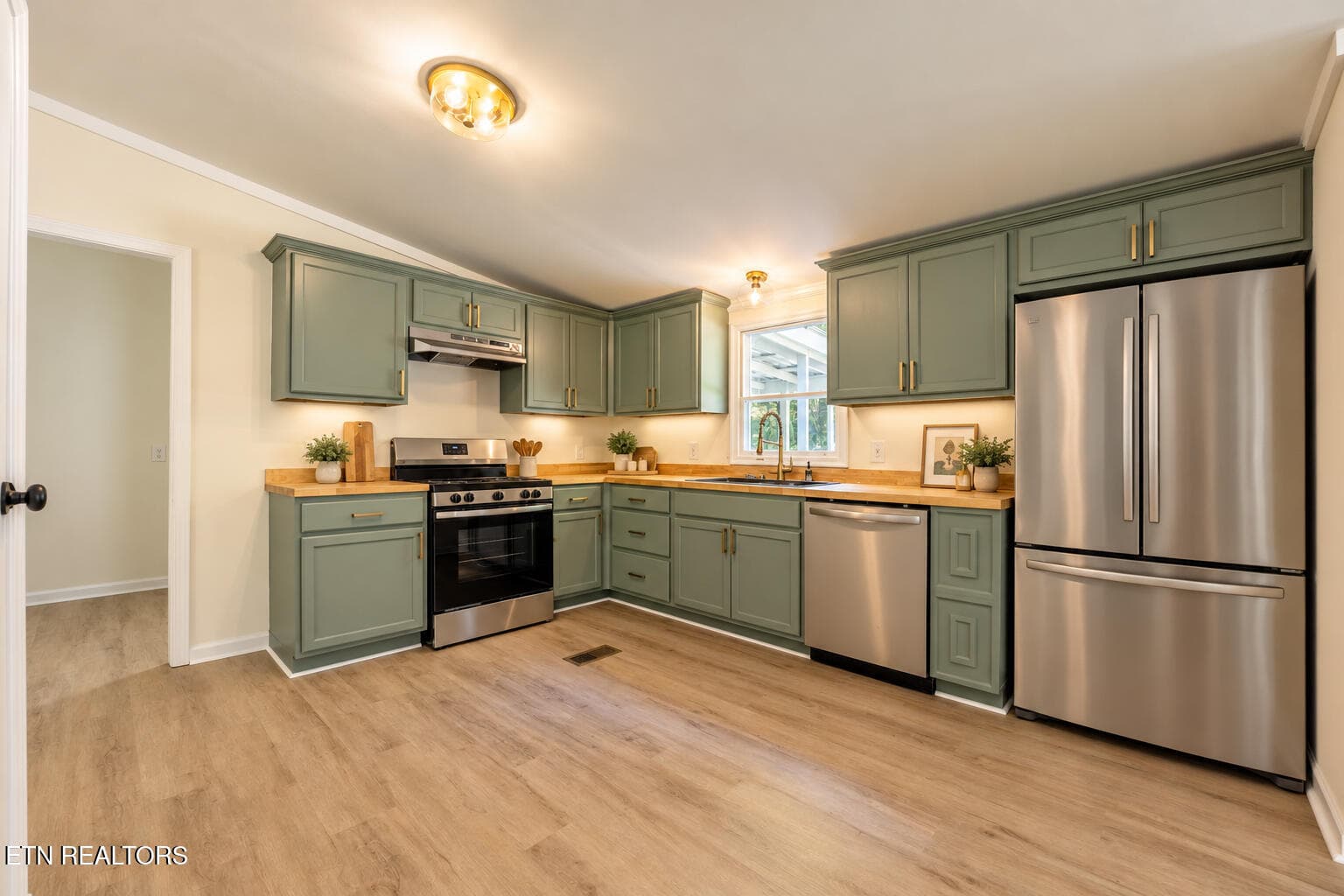 File 13 - 5903 Omega Drive, Tallassee, TN 37878, Tallassee