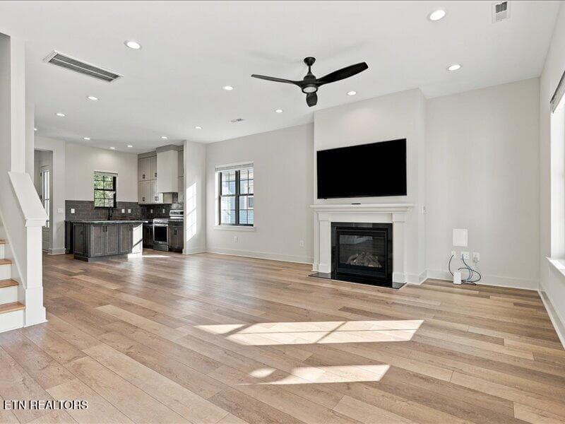 08-006_1I2A2031 - 1511 Grainger Ave, Knoxville, TN 37917, Knoxville