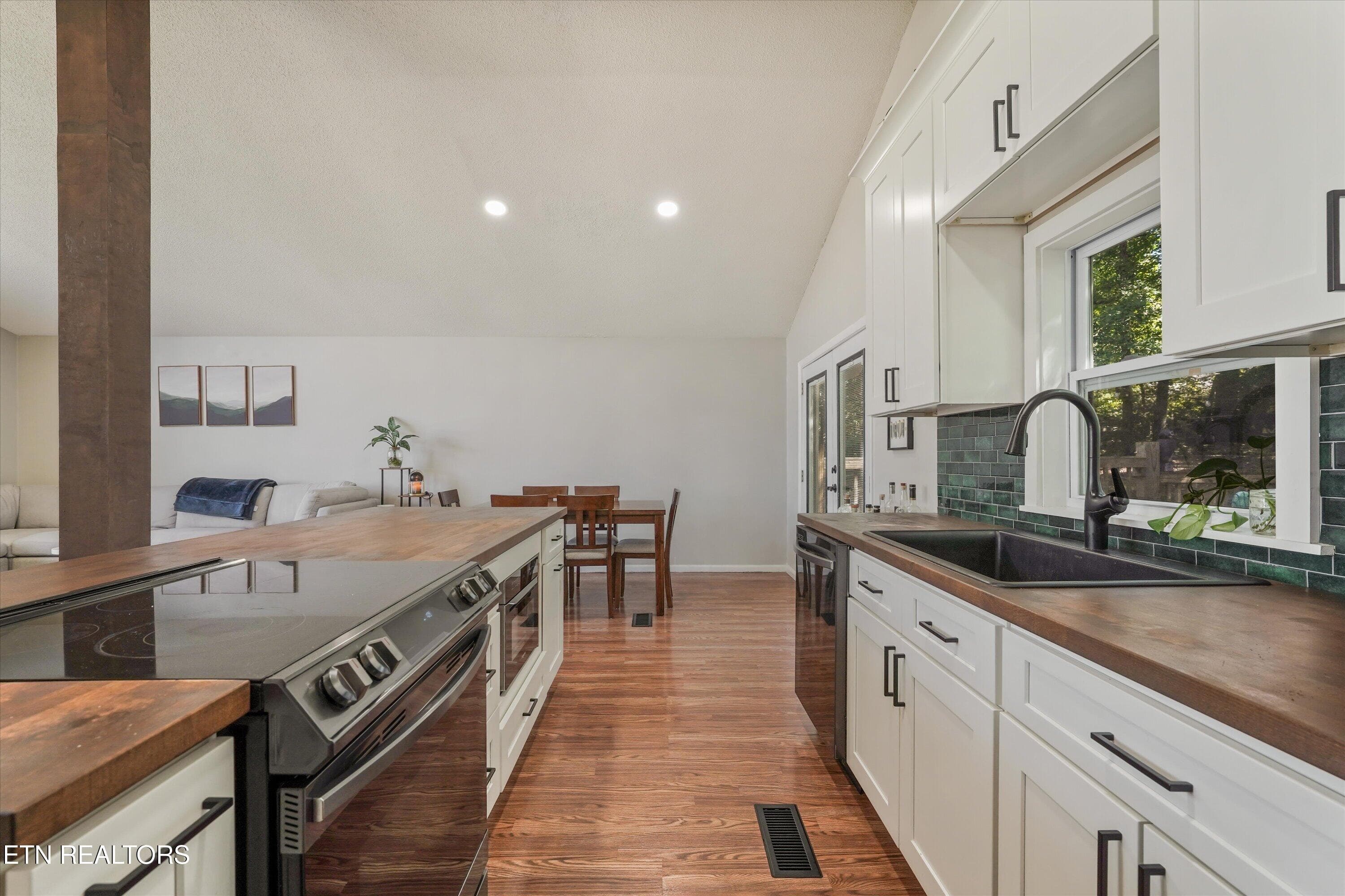 16-8804 Mallow Dr 16 - 8804 Mallow Drive, Knoxville, TN 37922, Knoxville