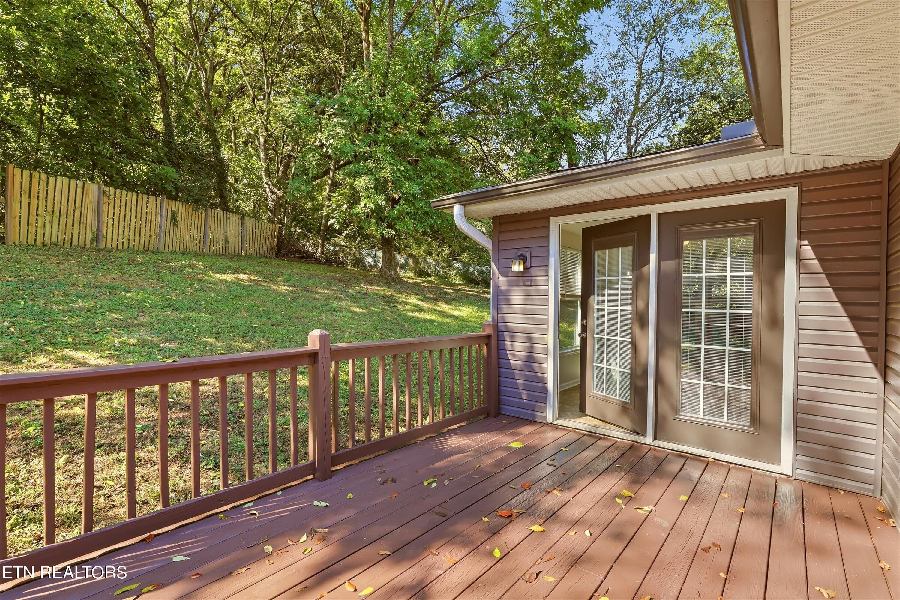 Deck - 715 Lake Mill Lane, Knoxville, TN 37934, Knoxville
