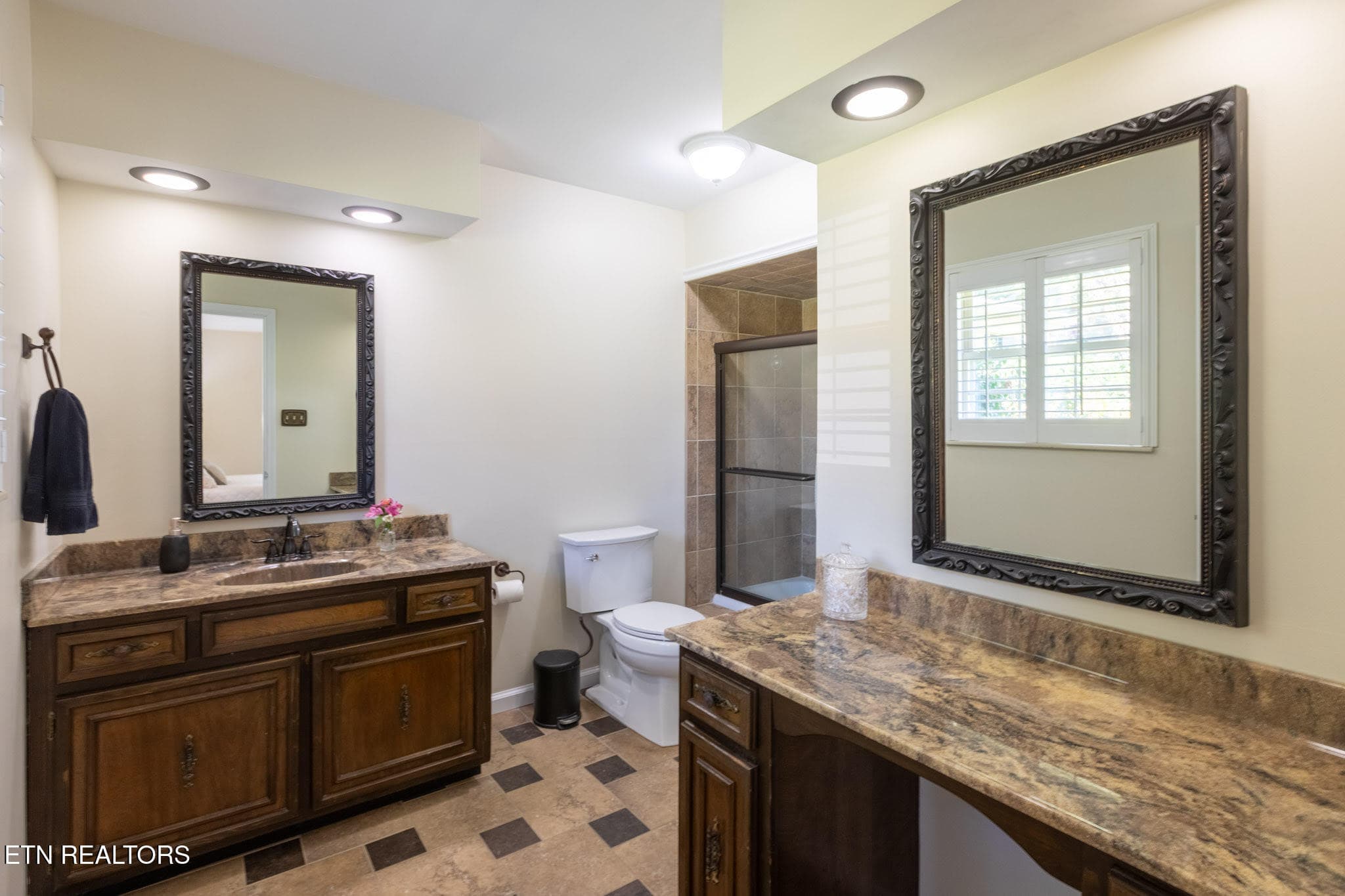 unnamed-24 - 303 Greenhill Drive, Maryville, TN 37804, Maryville