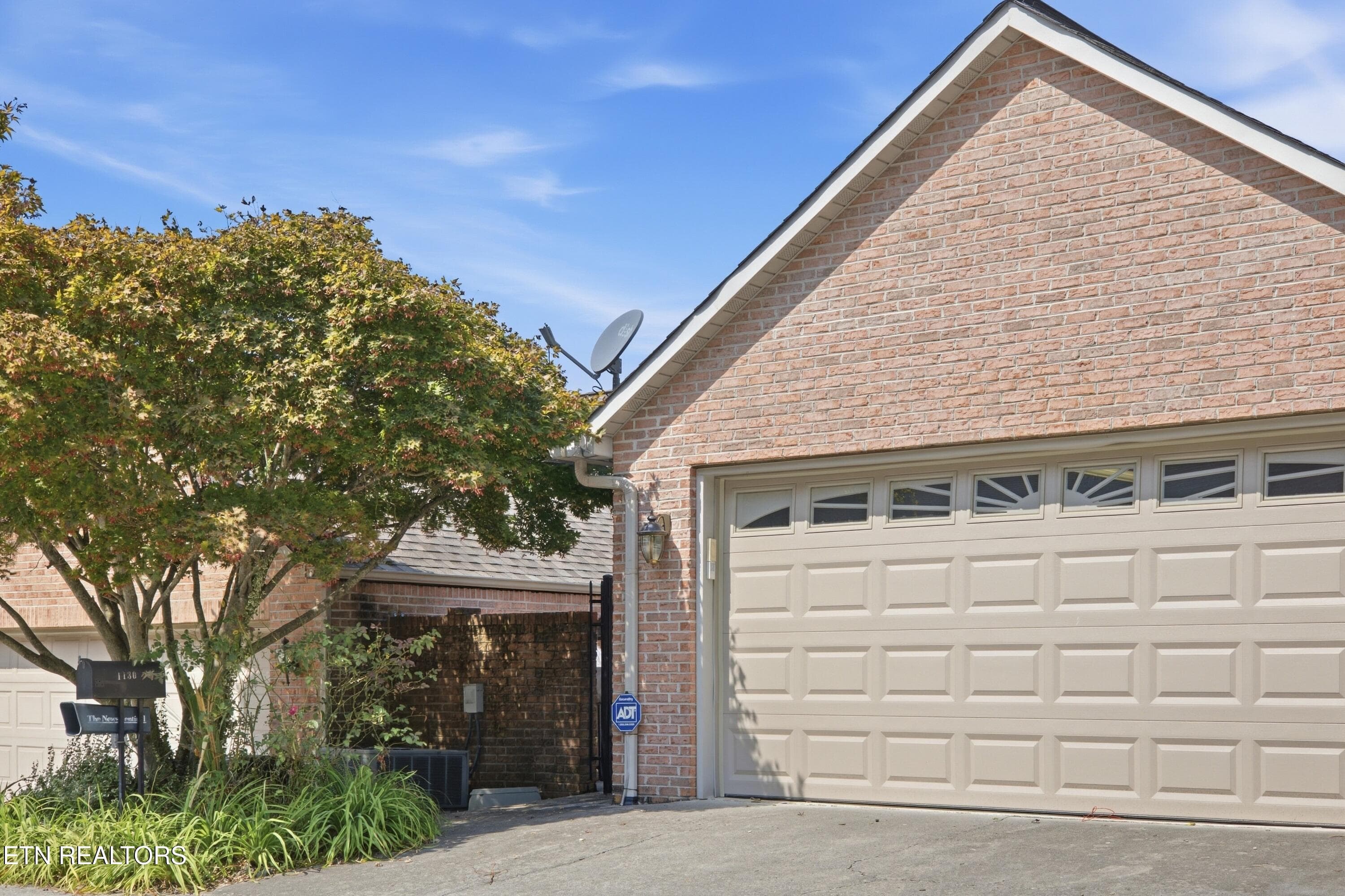 1130 Fairgrounds Court, Kingston, TN 37763