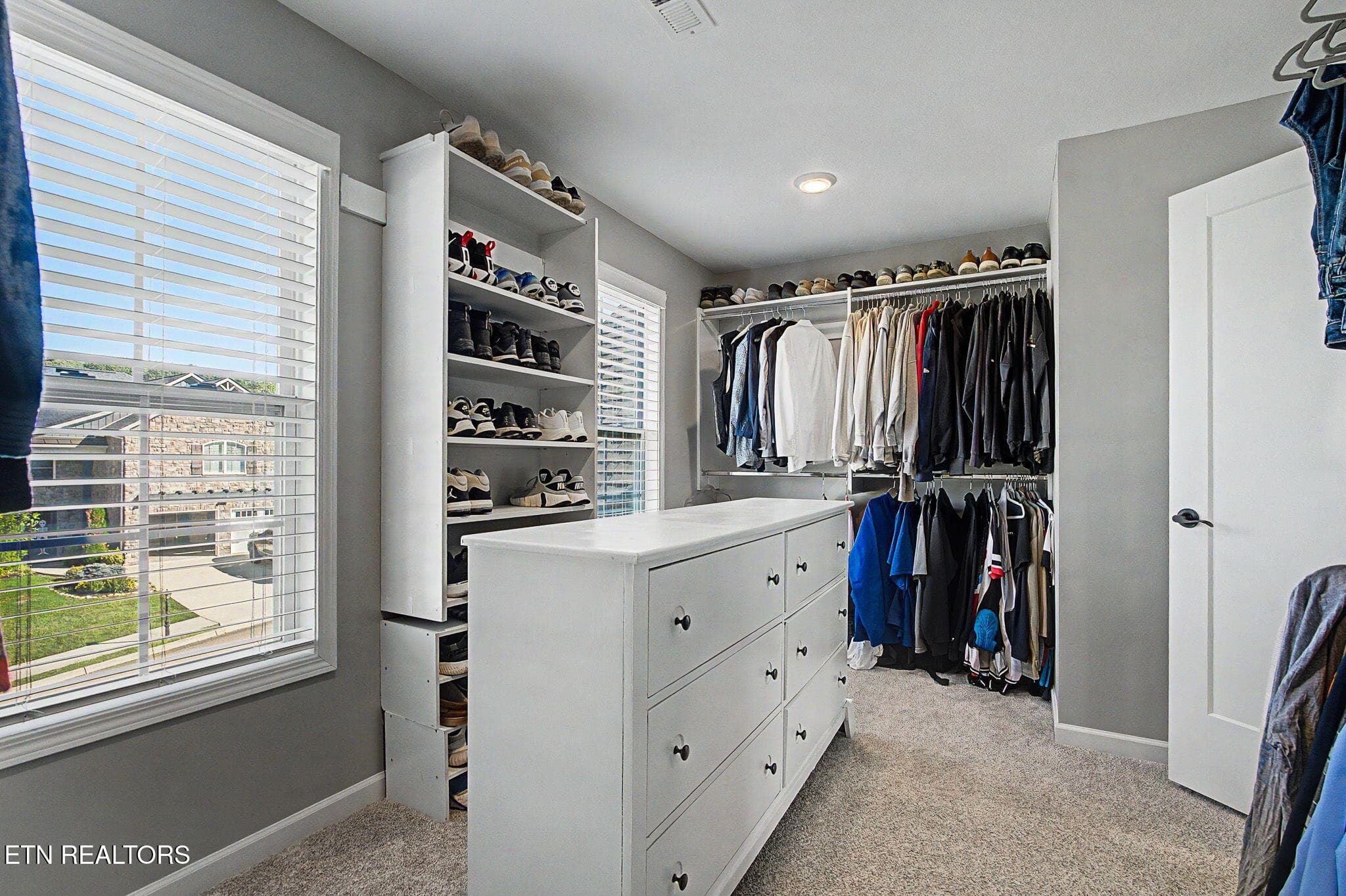 Walk-in Closet - 2039 Highland Ridge Lane, Knoxville, TN 37932, Knoxville
