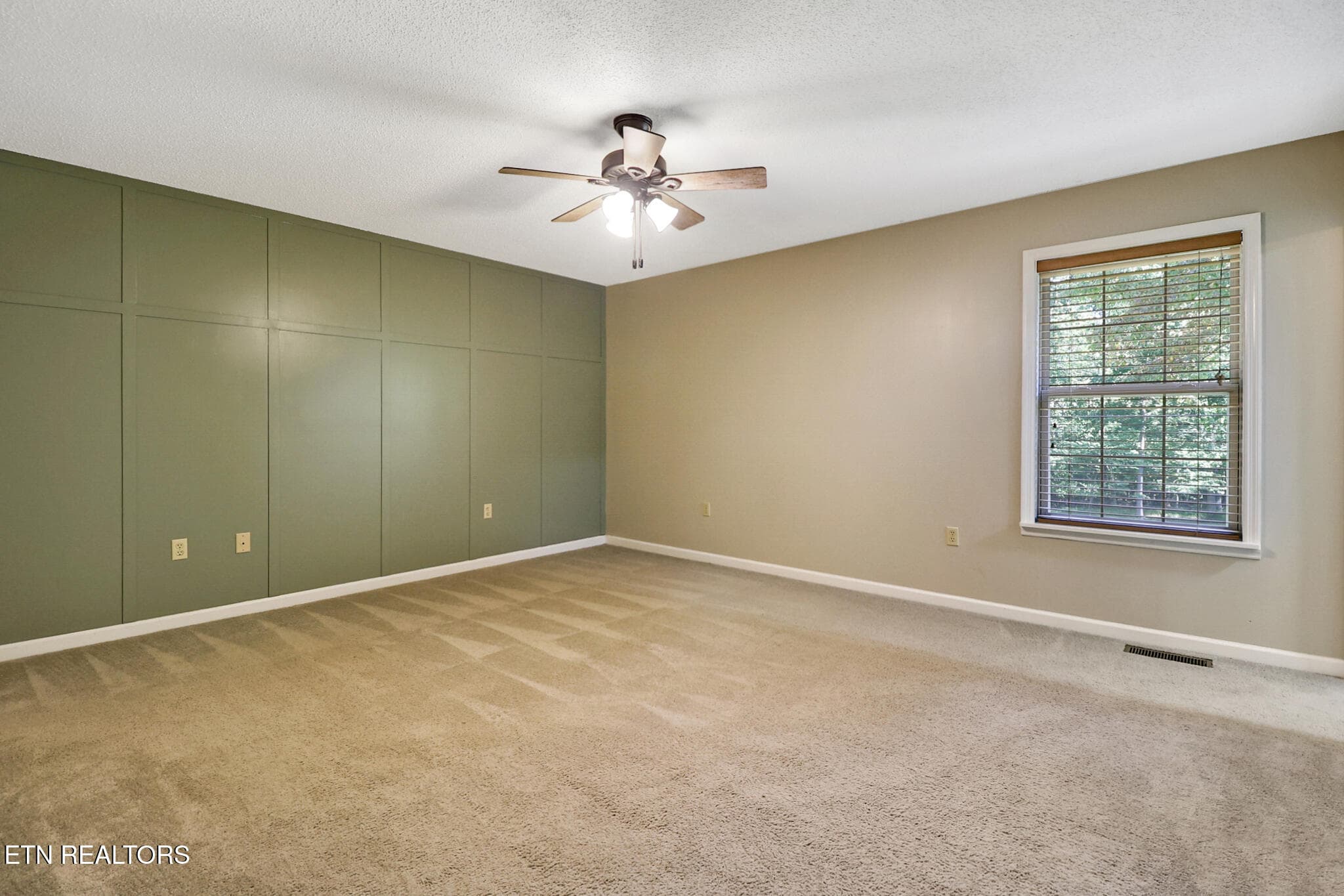 Master Bedroom - 118 Robin Hood Drive, Crossville, TN 38555, Crossville