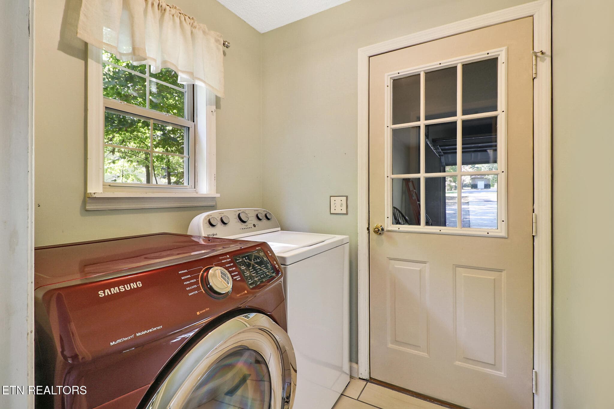 Laundry Room - 118 Robin Hood Drive, Crossville, TN 38555, Crossville