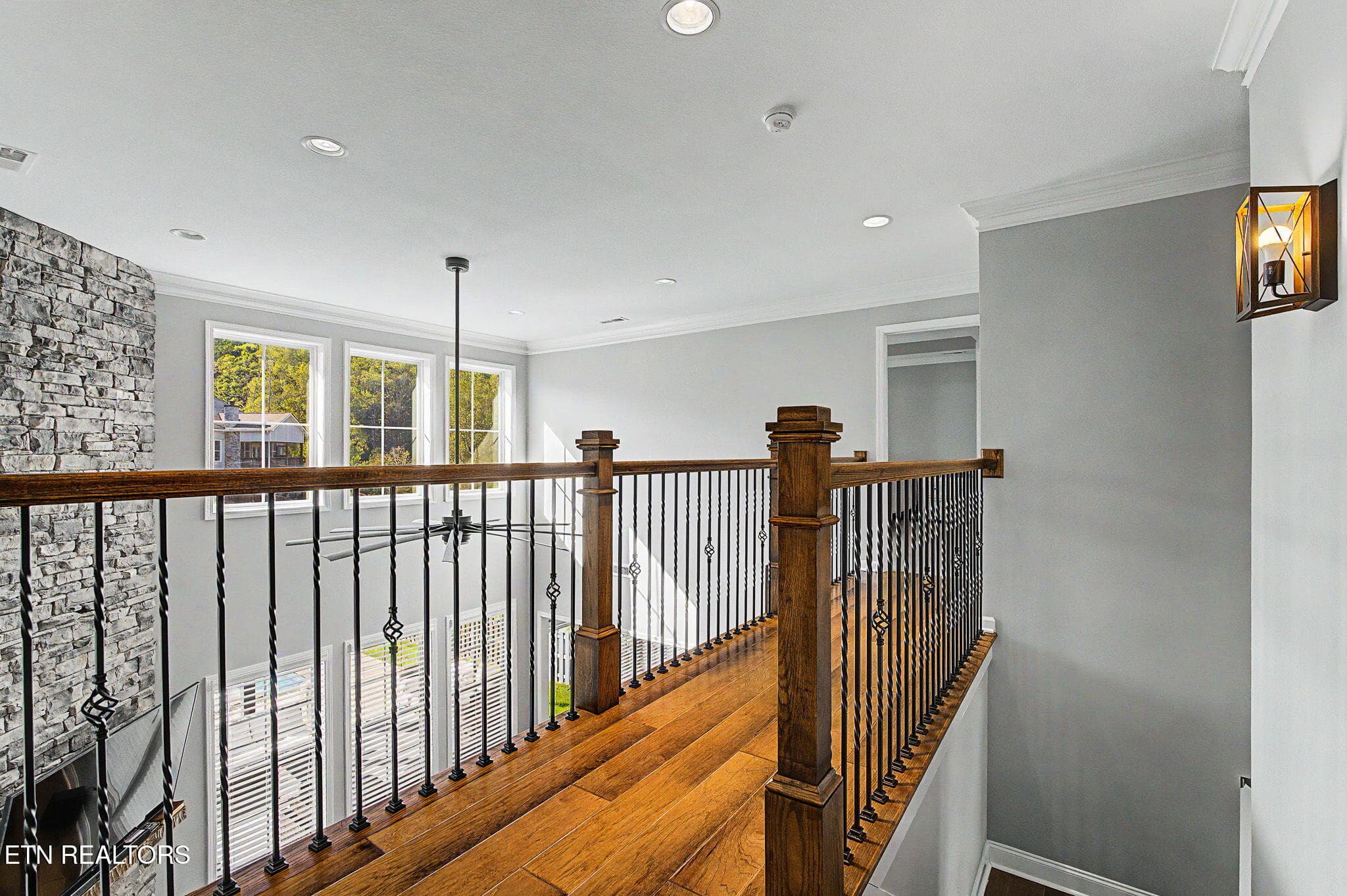 Upstairs Landing - 2039 Highland Ridge Lane, Knoxville, TN 37932, Knoxville
