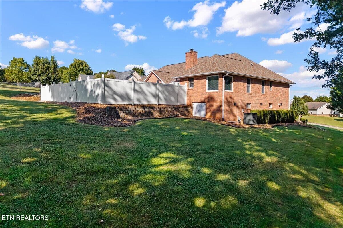 37-407 Mount View Rd-37 - 407 Mountain View Rd, Madisonville, TN 37354