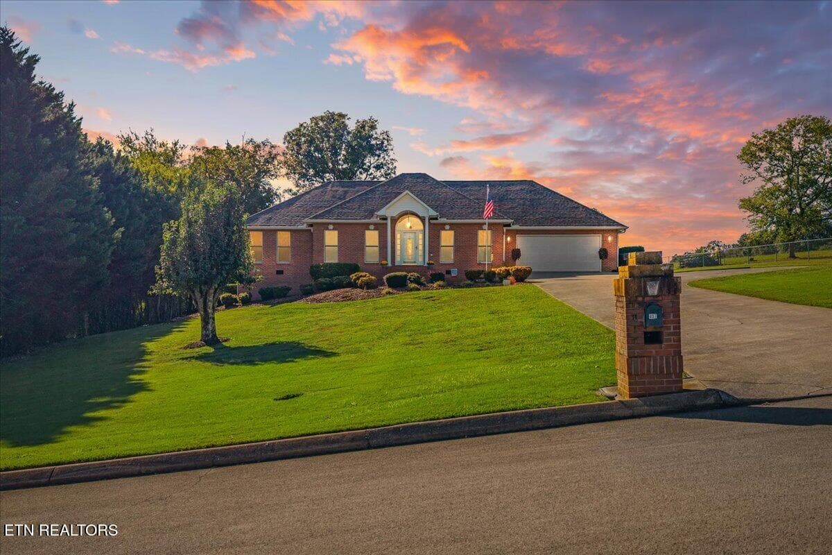 02-407 Mount View Rd-28 - 407 Mountain View Rd, Madisonville, TN 37354