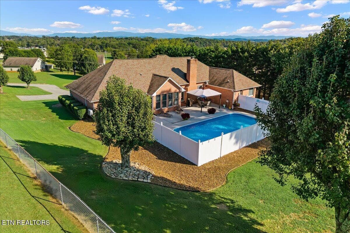38-407 Mount View Rd-38 - 407 Mountain View Rd, Madisonville, TN 37354