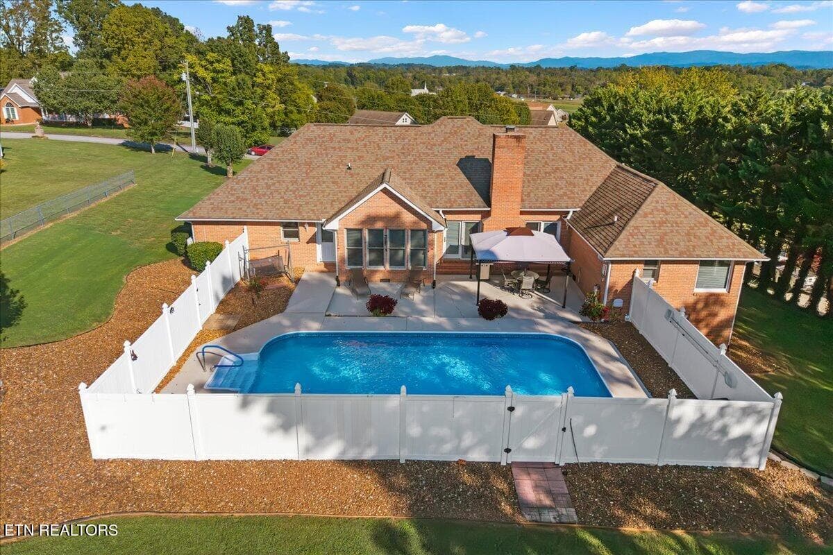 40-407 Mount View Rd-40 - 407 Mountain View Rd, Madisonville, TN 37354