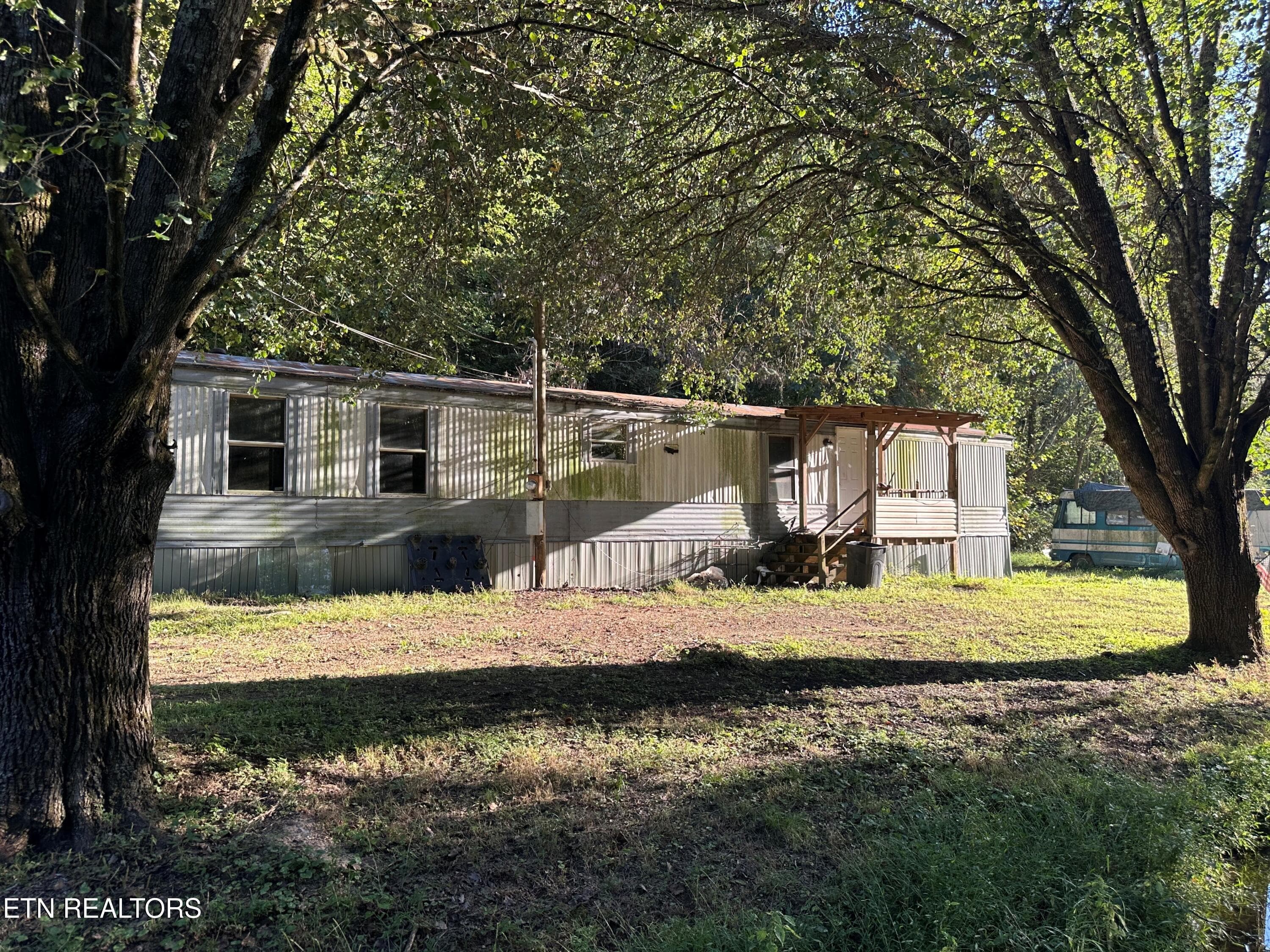 9107 Pickens Gap Rd, Knoxville, TN 37920