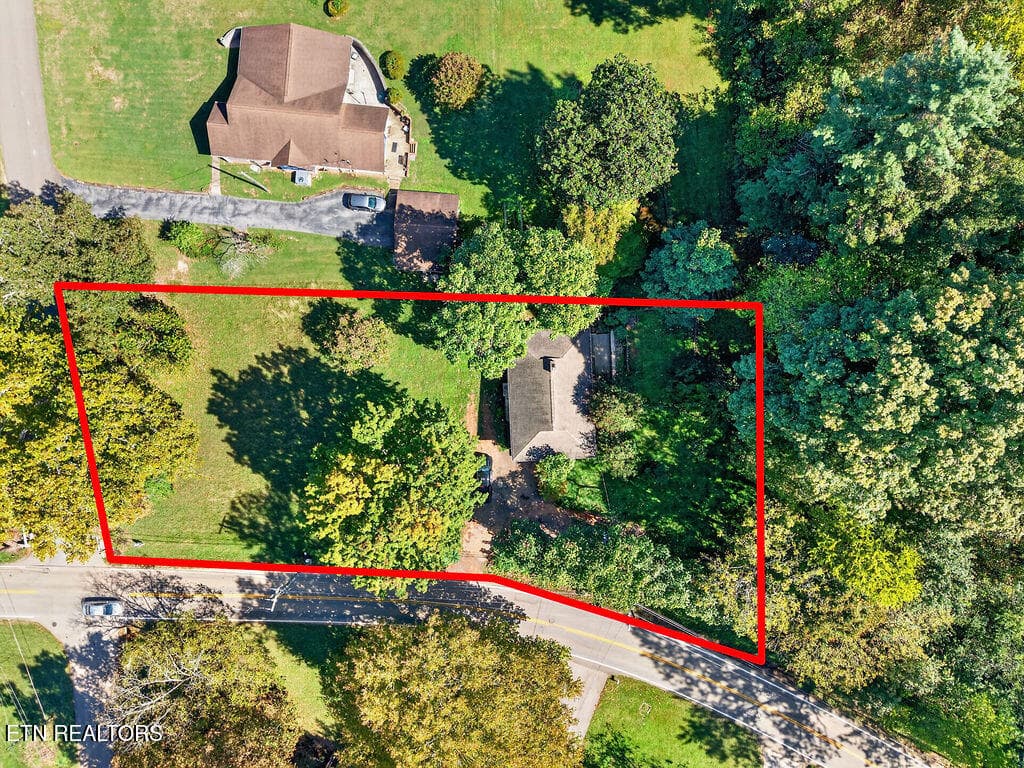 dji_fly_20261008_132132_0626_17914799439 - 420 Hialeah Drive, Knoxville, TN 37920, Knoxville