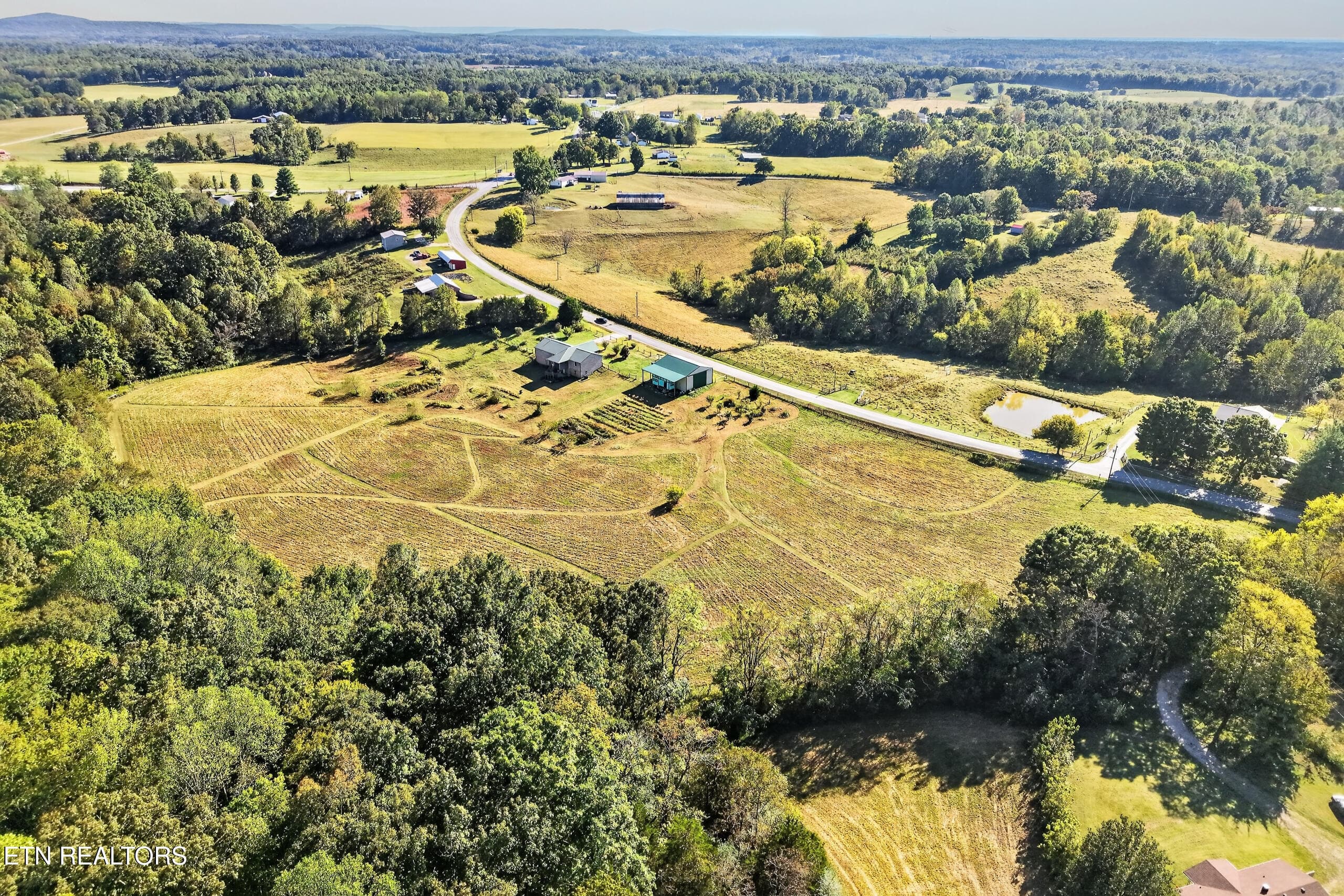 DJI_20261007043444_0058_D - 864 Coles Chapel Rd, Sparta, TN 38583, Sparta