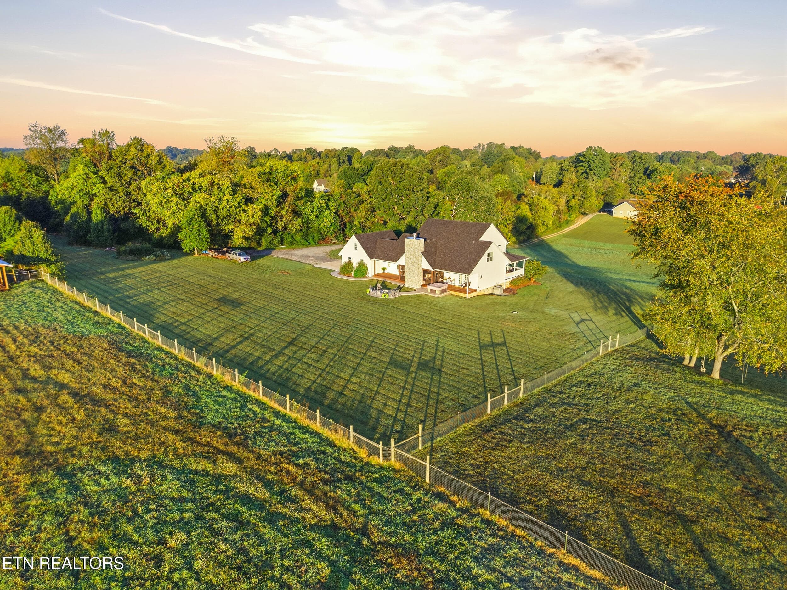 077 - 3604 Pineview Rd, Maryville, TN 37803, Maryville