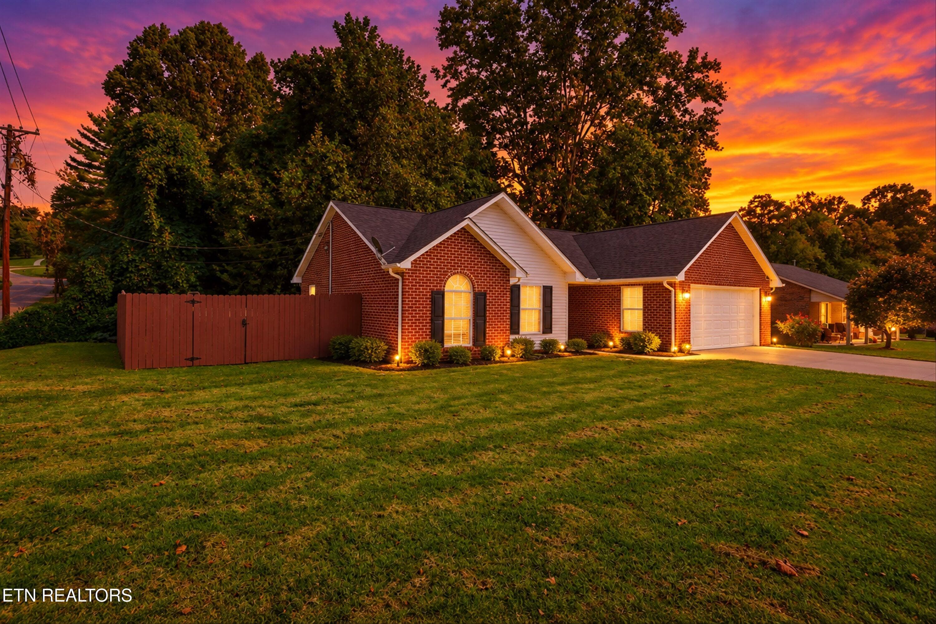 06-1ae4f7c1-ff0c-41b5-a76d-854bf2f27734 - 8130 Jeanie Lane, Knoxville, TN 37938, Knoxville