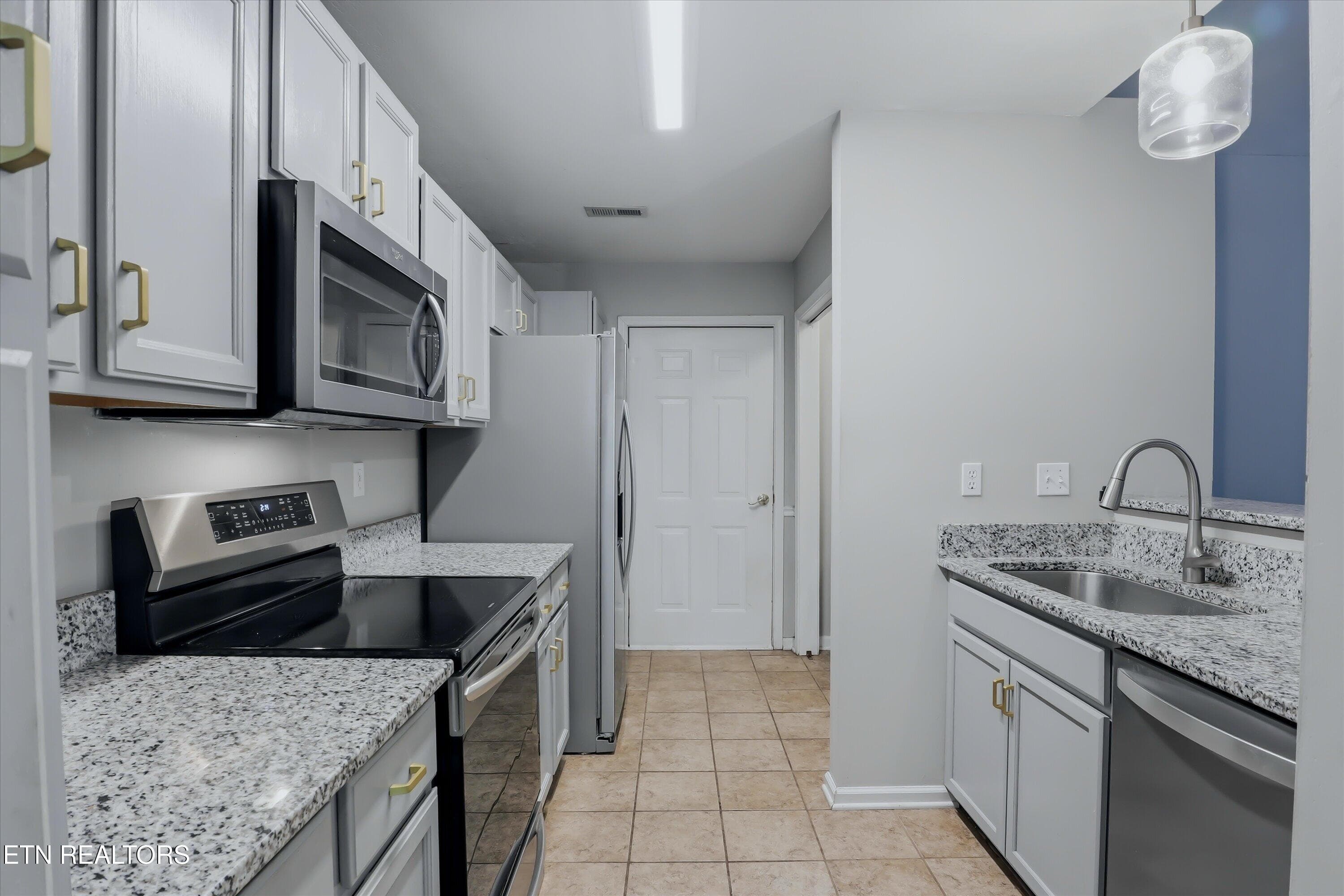12-FINAL-9 - 8130 Jeanie Lane, Knoxville, TN 37938, Knoxville