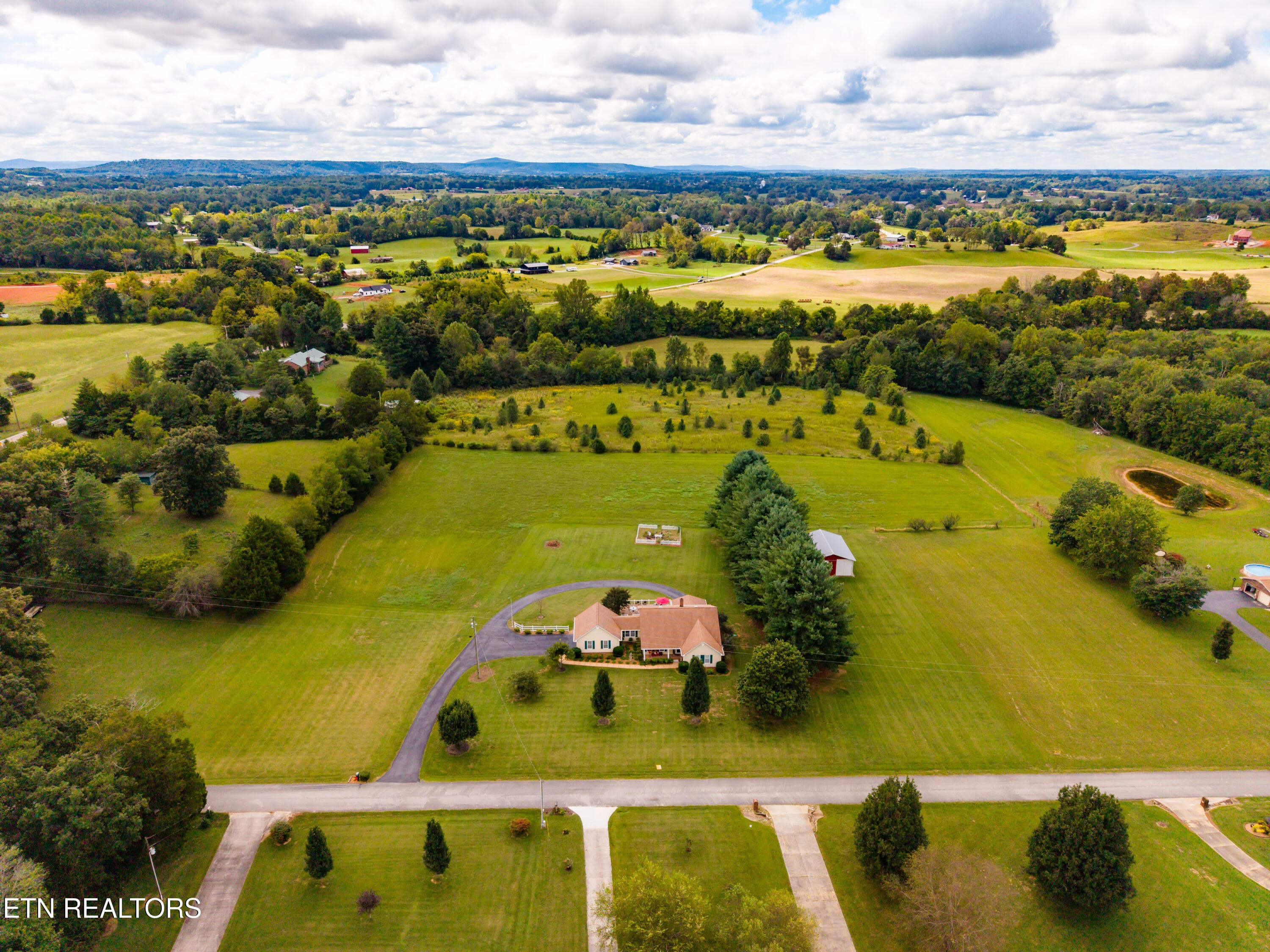 DJI_20260925112044_0175_D - 195 Ray Cemetery Rd, Sparta, TN 38583, Sparta