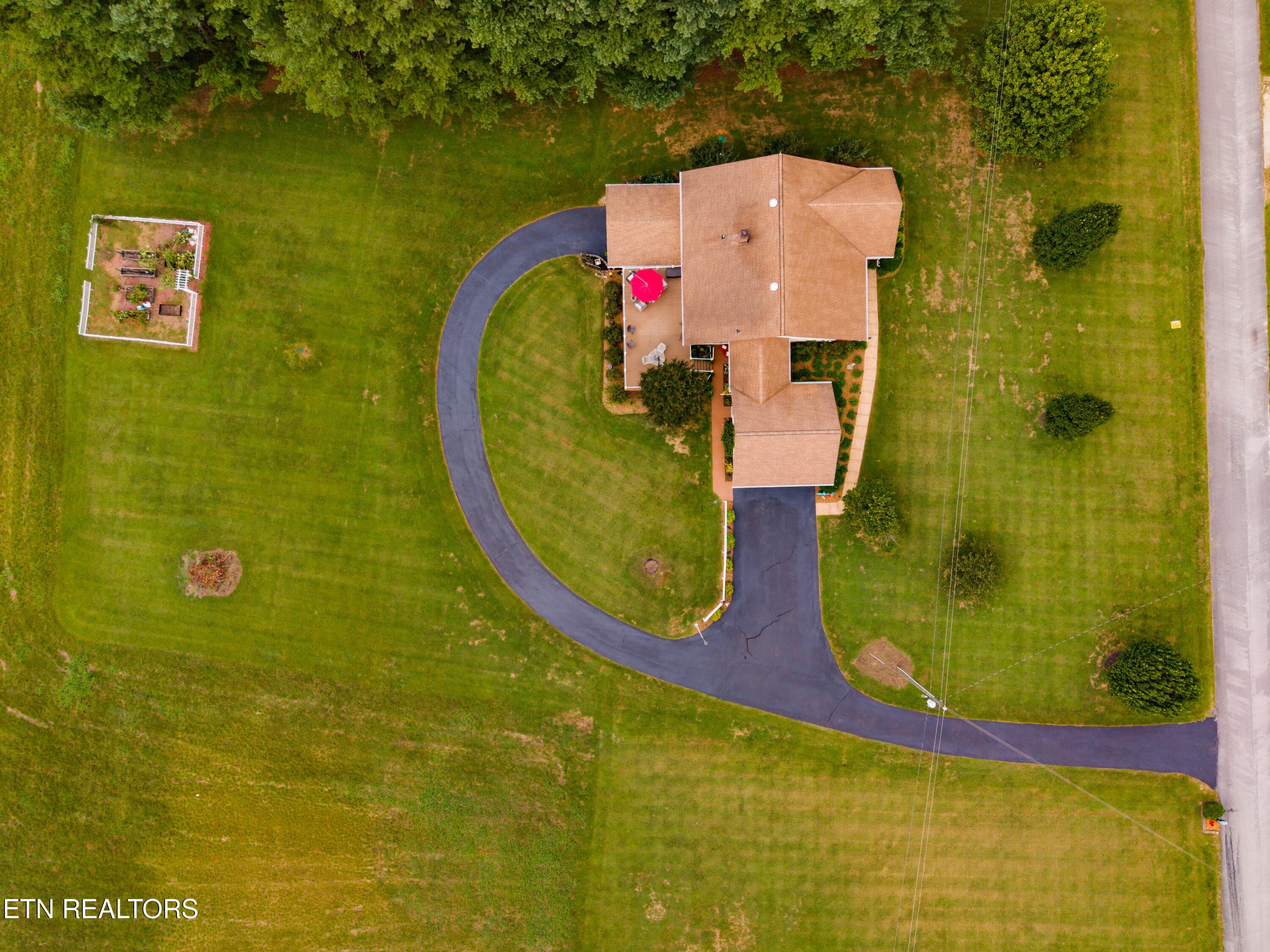 DJI_20260925112159_0178_D - 195 Ray Cemetery Rd, Sparta, TN 38583, Sparta