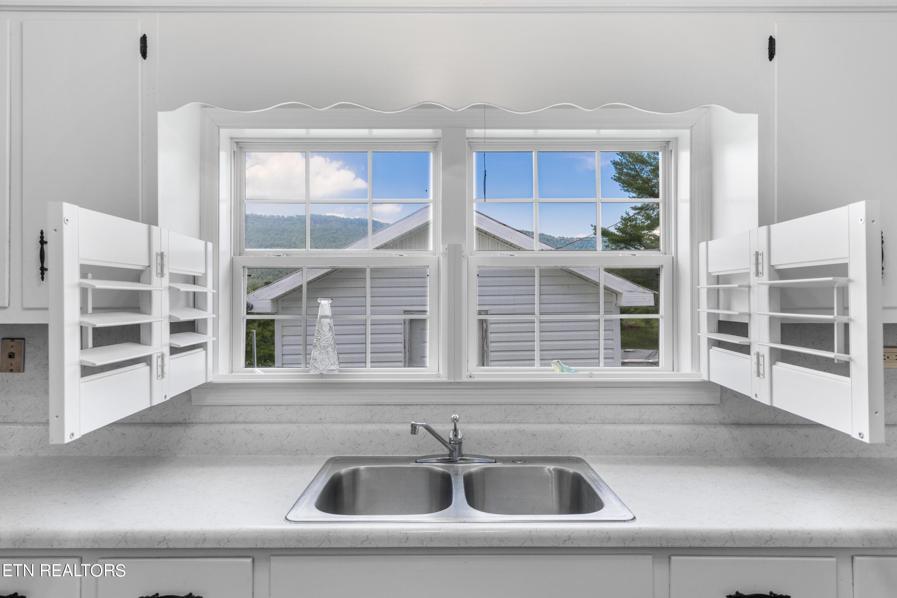 030A0303 - 693 Old Middlesboro Hwy, LaFollette, TN 37766, LaFollette