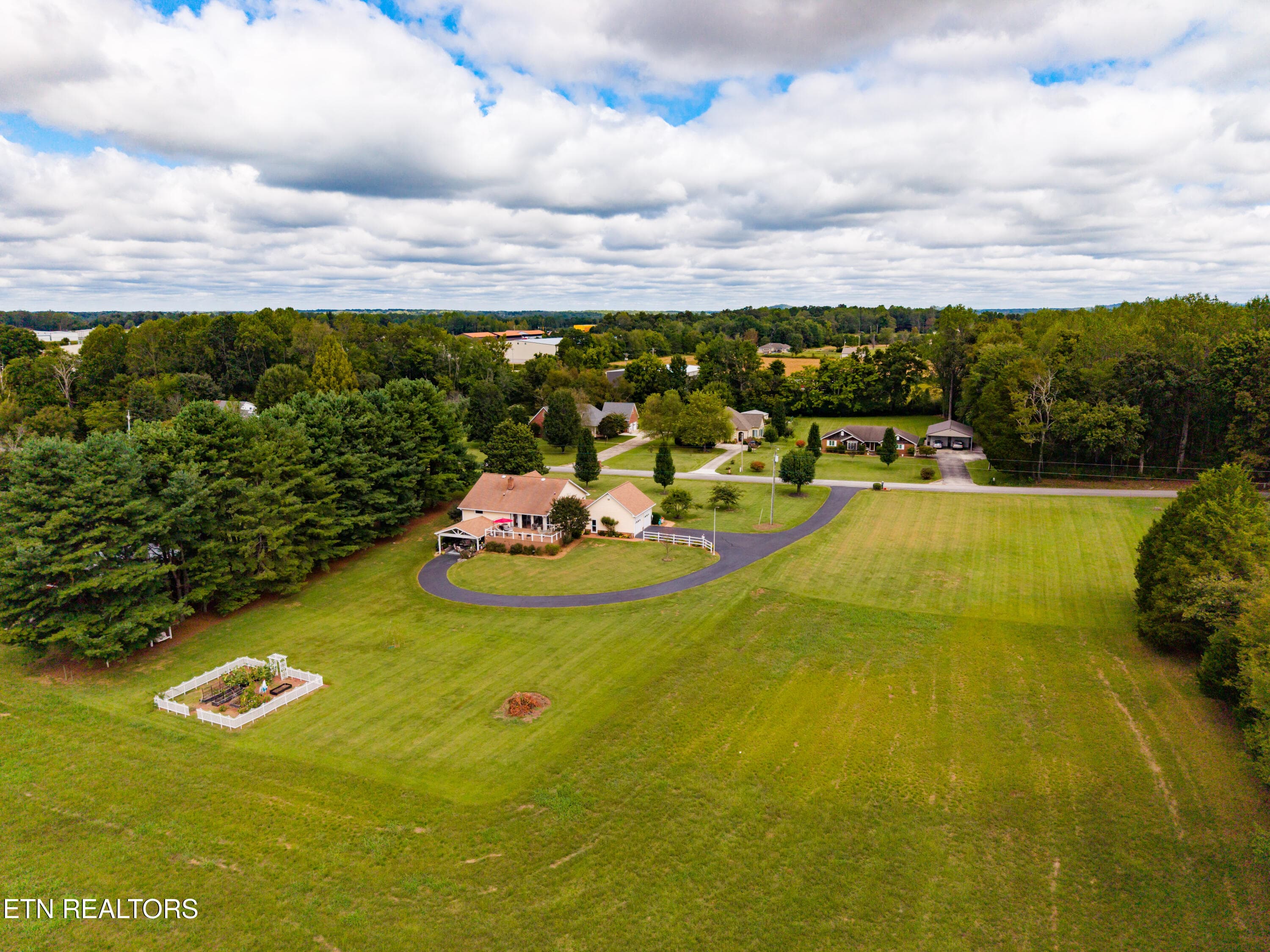 DJI_20260925113455_0216_D - 195 Ray Cemetery Rd, Sparta, TN 38583, Sparta