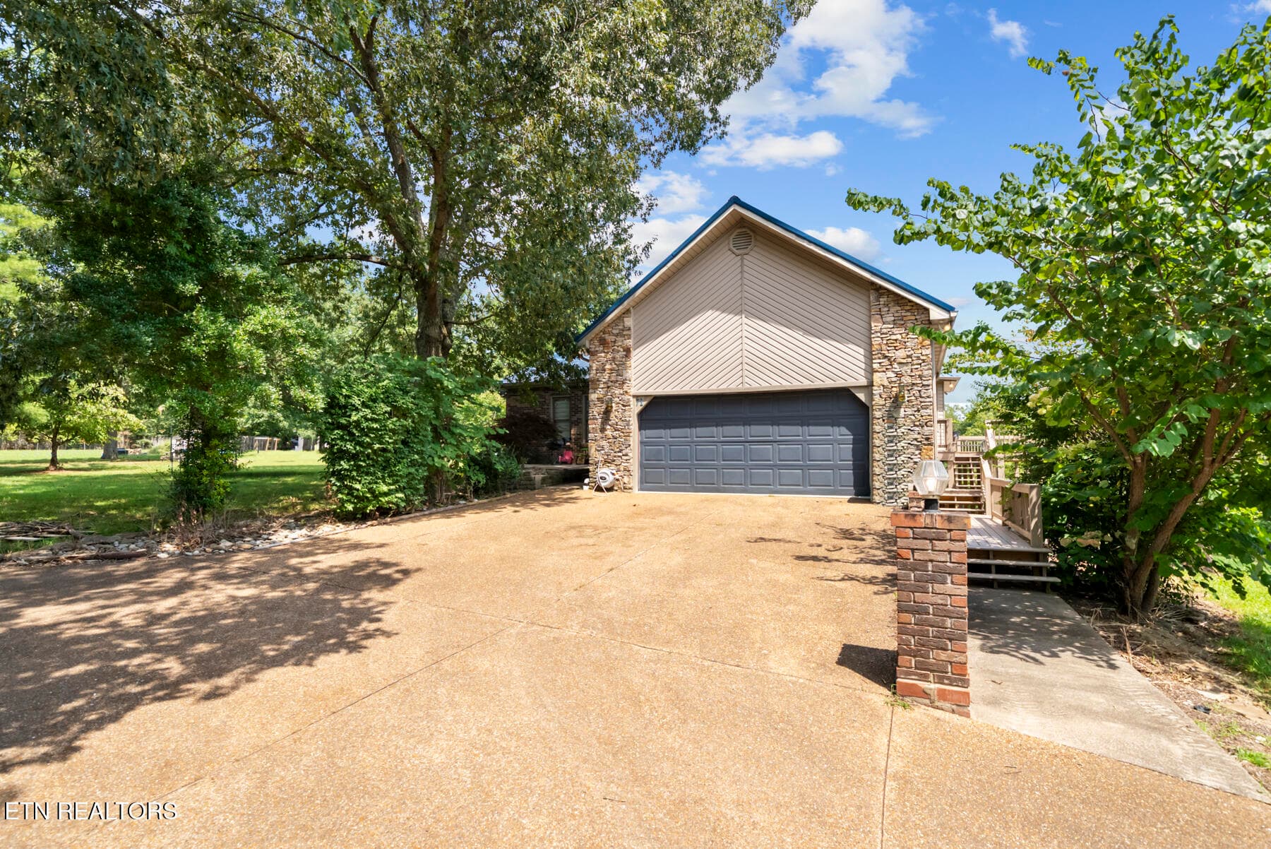 71 Creekway Dr TN (10) - 71 Creekway Drive, Crossville, TN 38555, Crossville