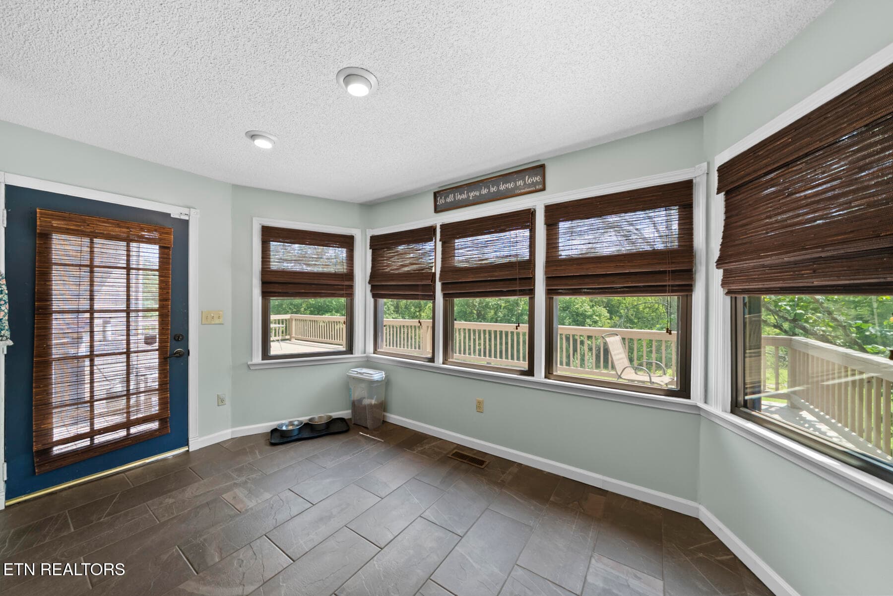 71 Creekway Dr TN (40) - 71 Creekway Drive, Crossville, TN 38555, Crossville