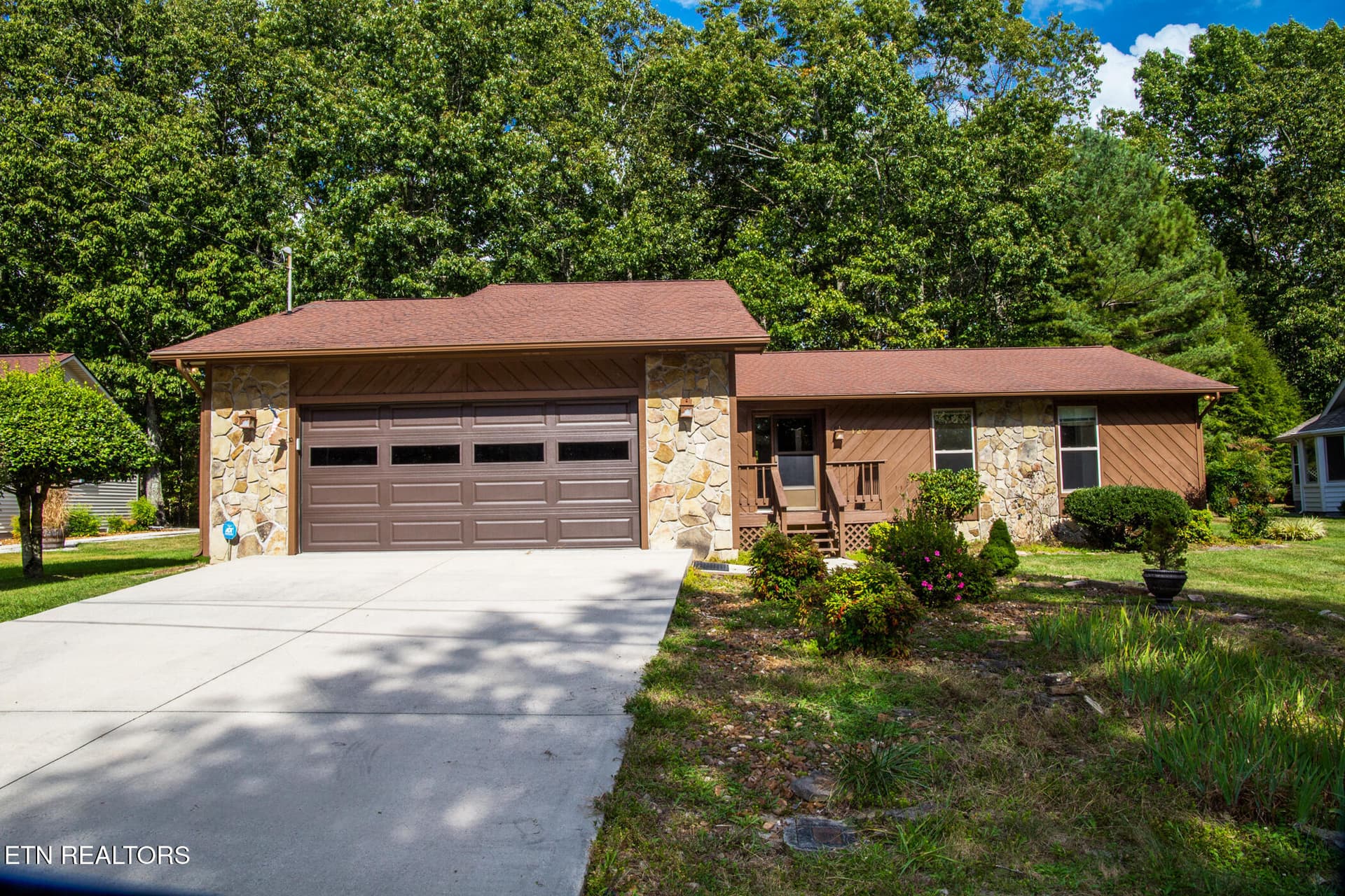IMG_5018-2 - 120 Lakeside Drive, Crossville, TN 38558