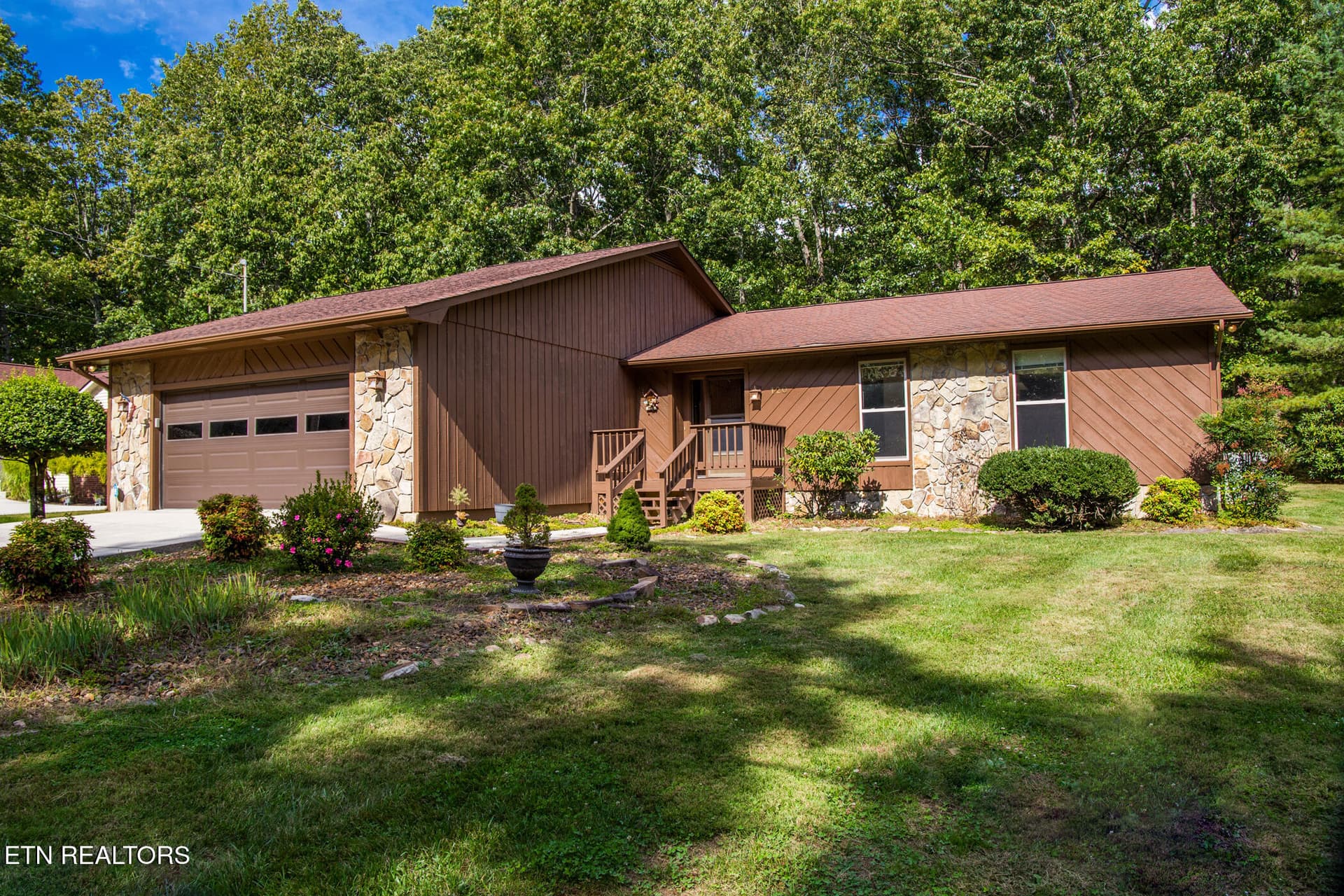 IMG_5024-2 - 120 Lakeside Drive, Crossville, TN 38558