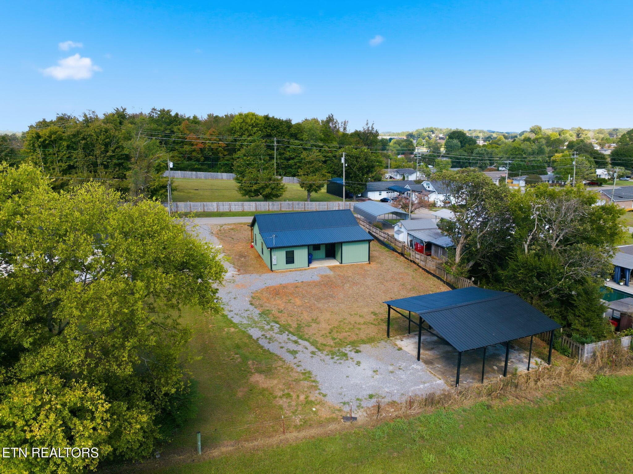 33-web-or-mls-111_Powell_Ave_Sweetwater_ - 111 Powell Ave, Sweetwater, TN 37874, Sweetwater