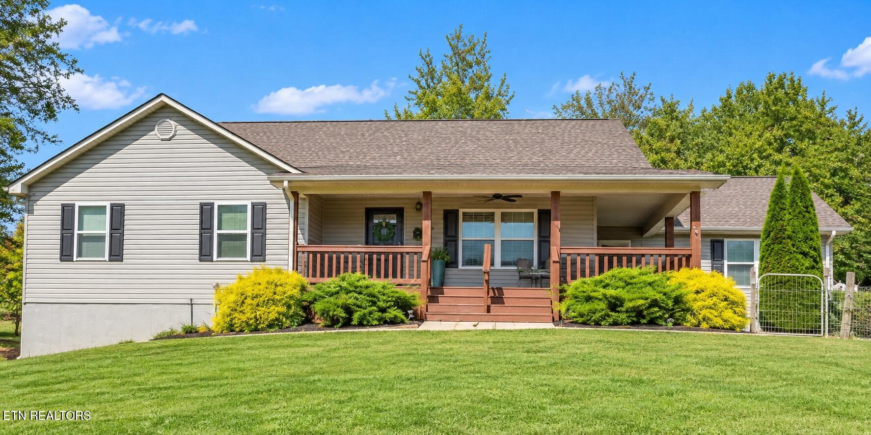 2075 Watkins Rd, Loudon, TN 37774